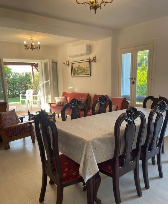 Three-Bedroom House - Photo 15