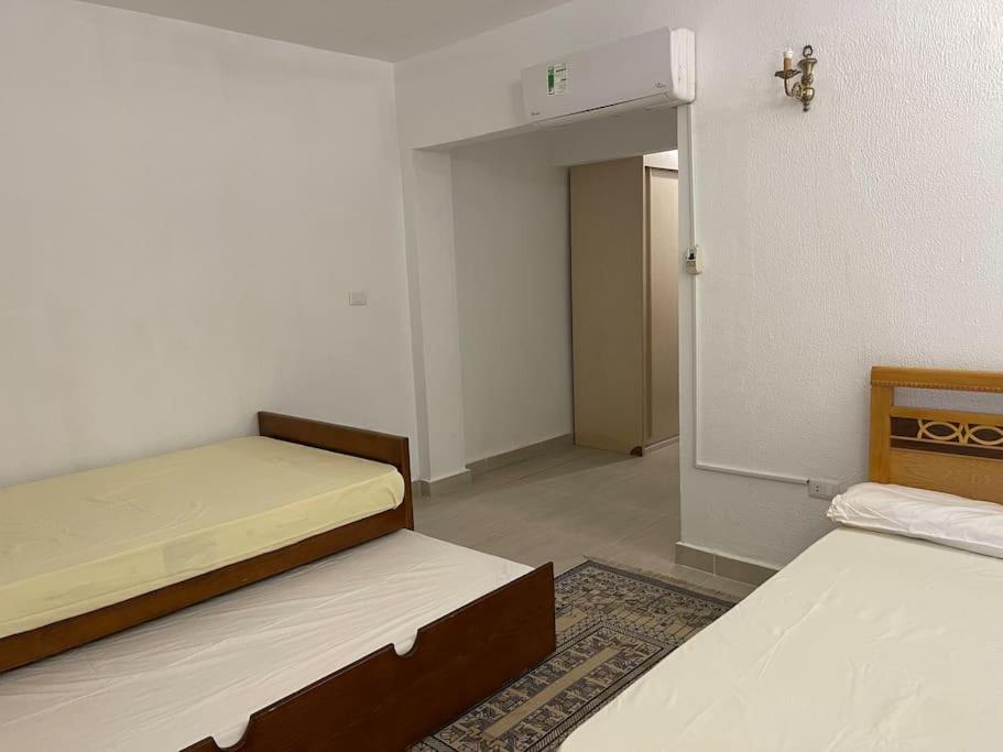 Three-Bedroom House - Photo 19