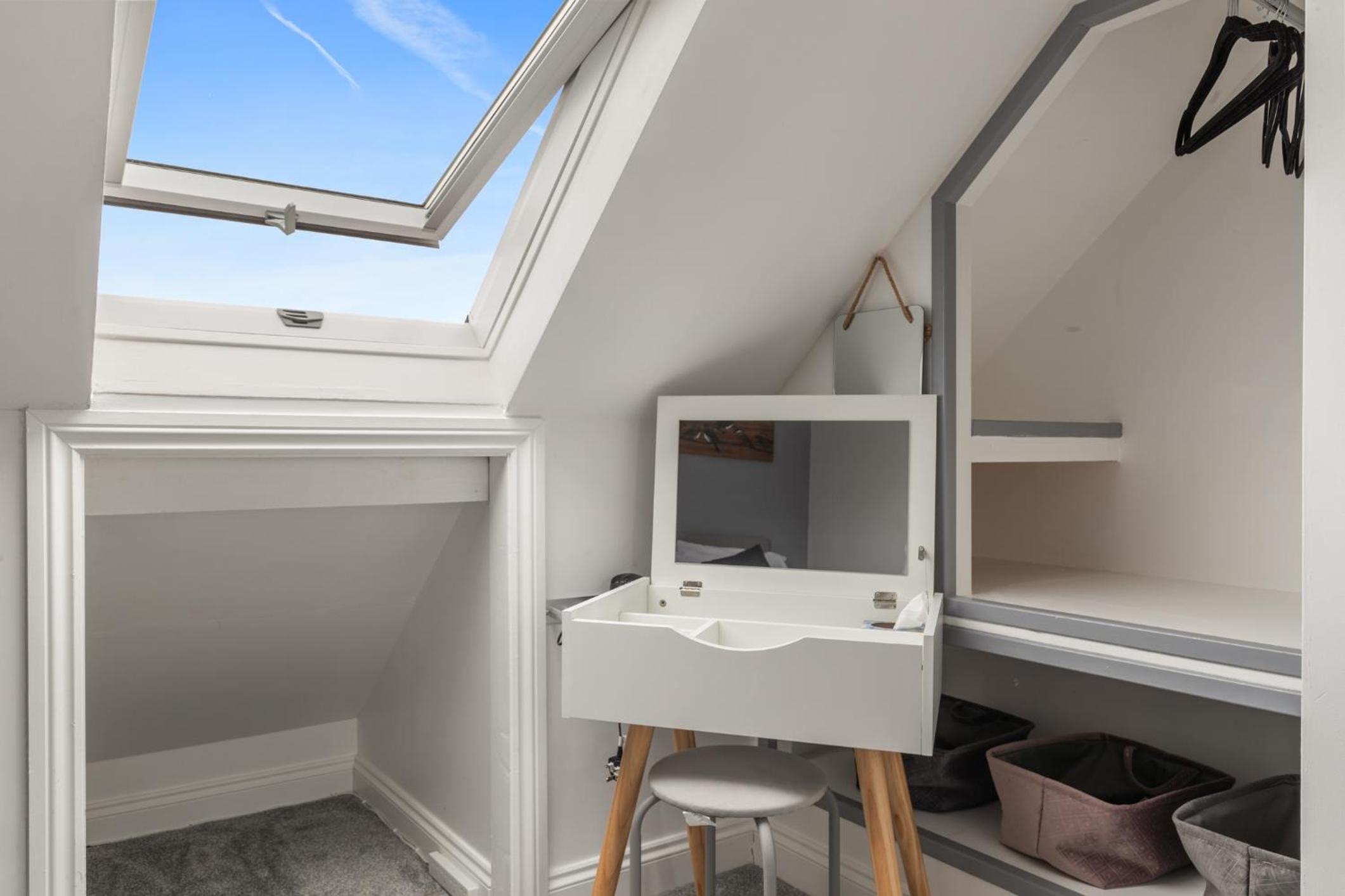 Two-Bedroom Cottage - Photo 27