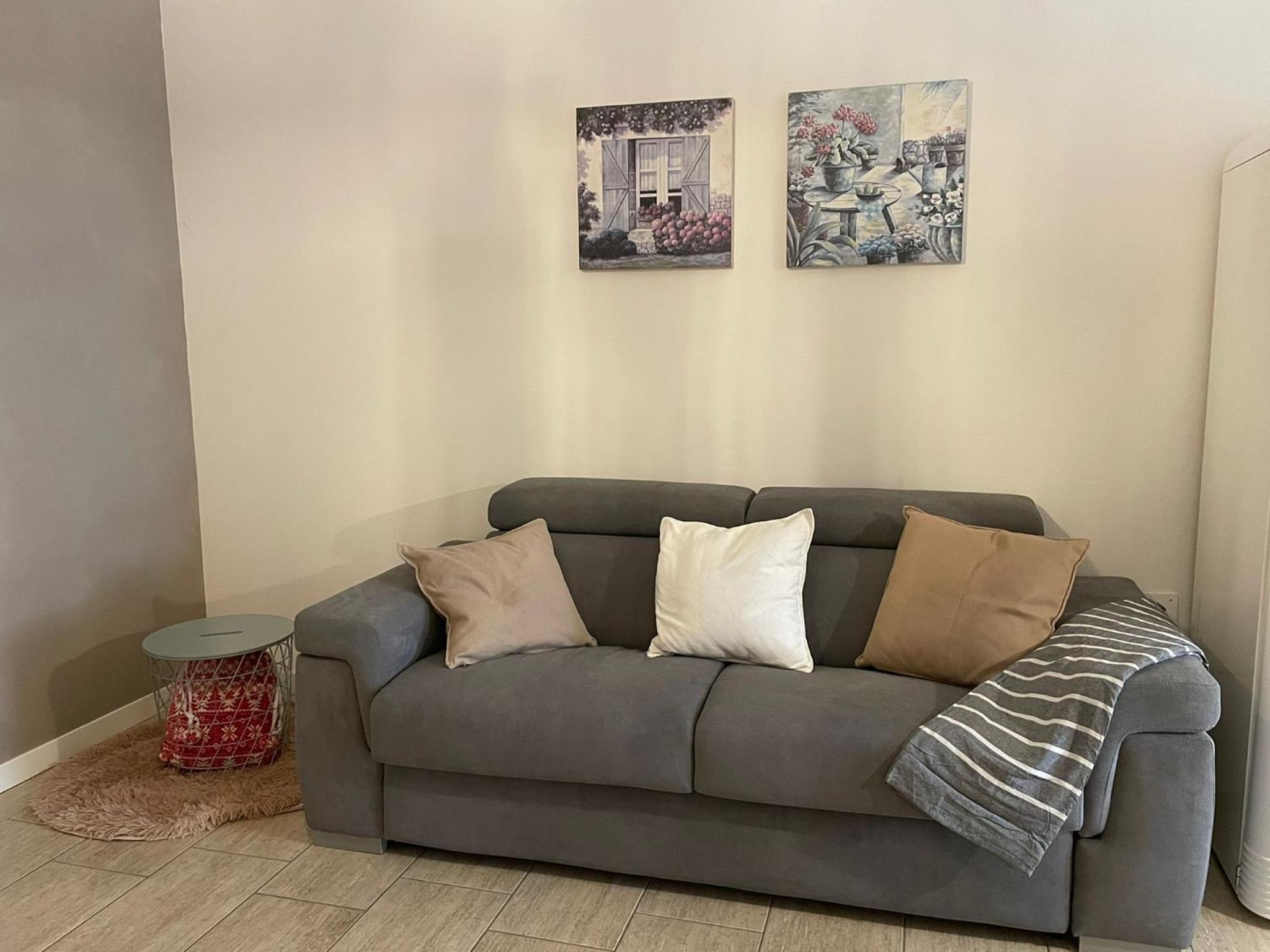 One-Bedroom House