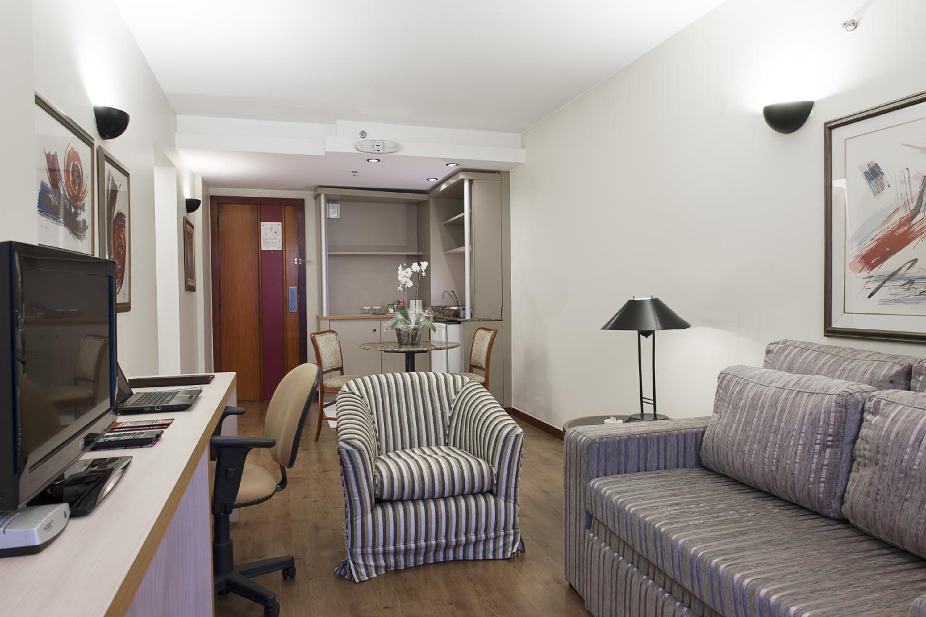 Deluxe Twin Room photo 3