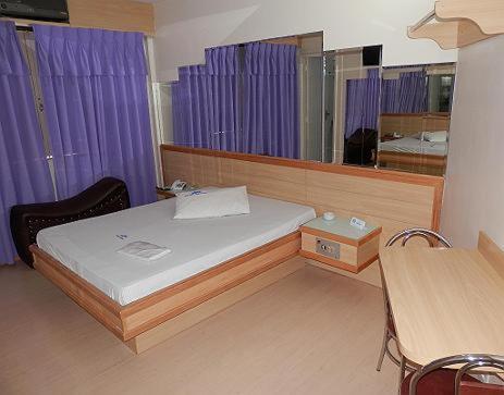 Deluxe Double Room with Spa Bath 