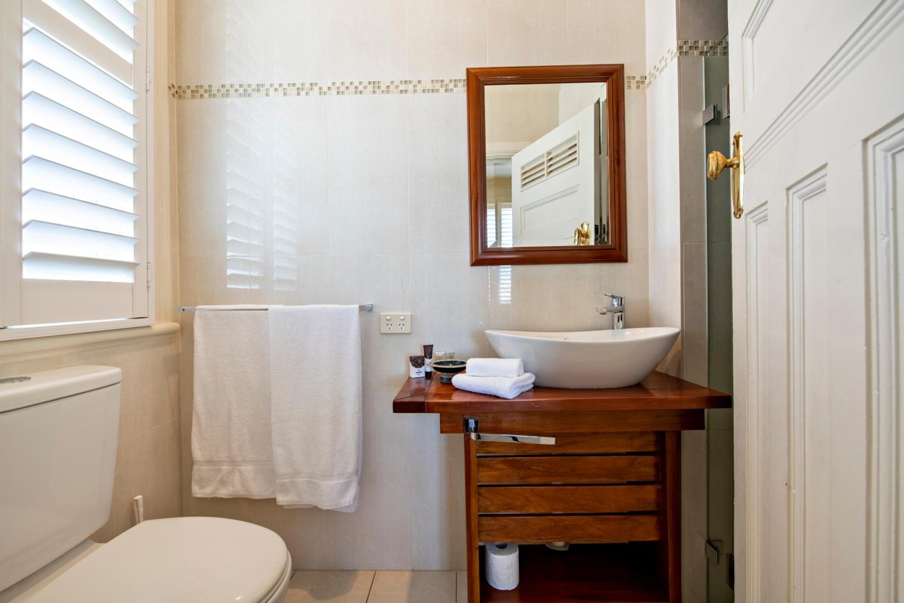 Deluxe Queen Room photo 2