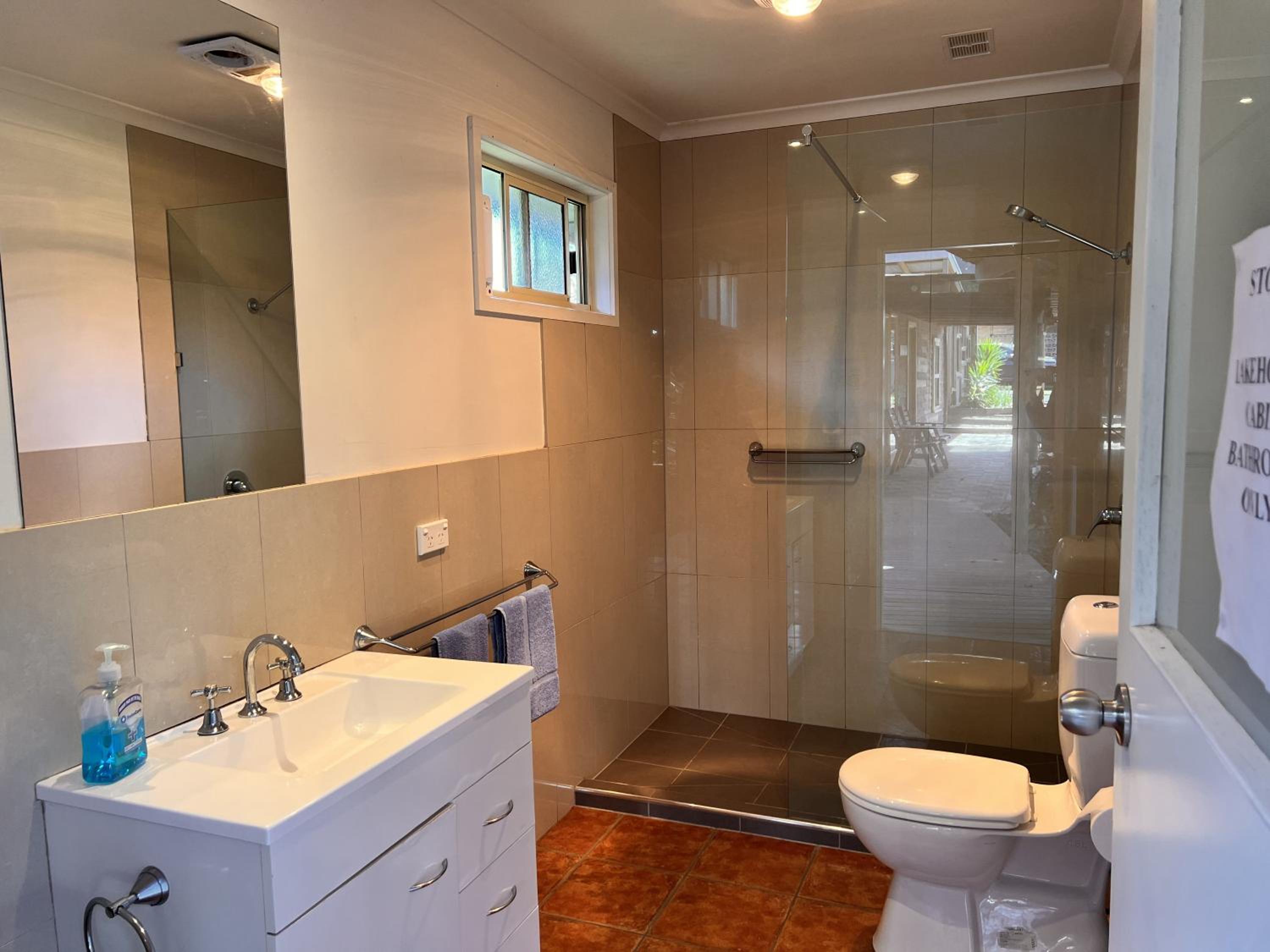 Millhouse Family Quarters - Photo 6