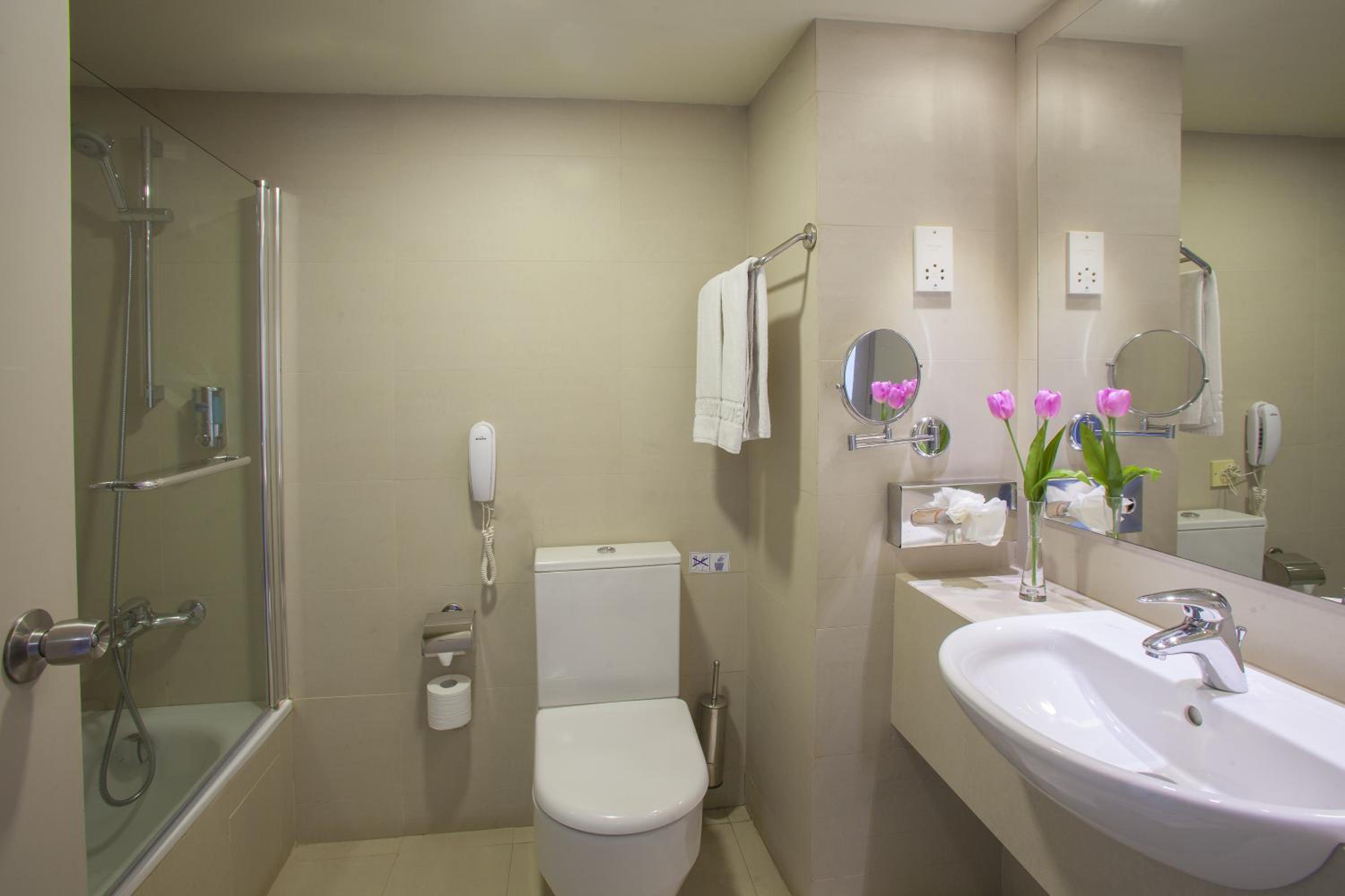 Double Room - Photo 3