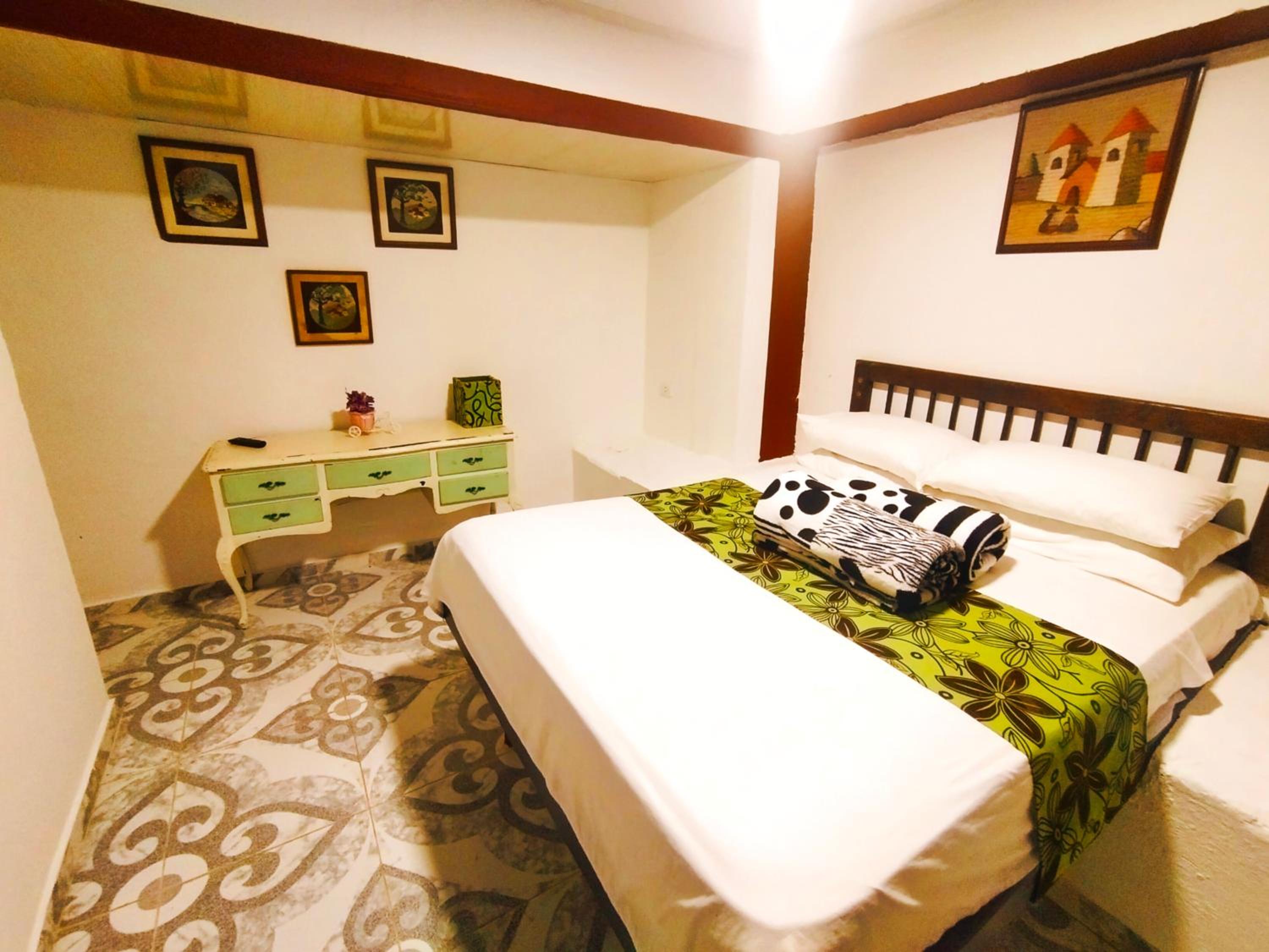 Double Room with Private Bathroom photo 2