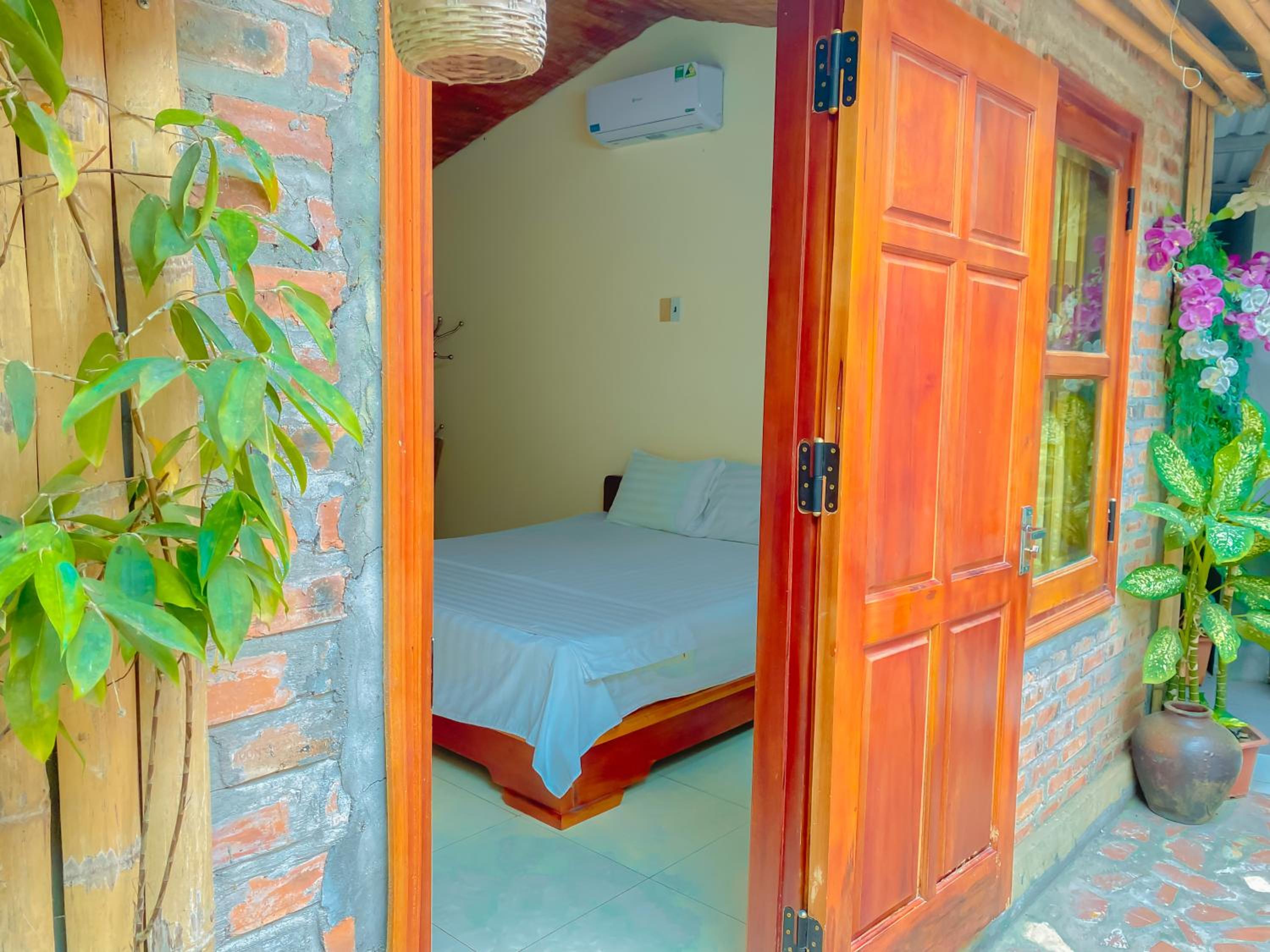 Deluxe King Room photo 1