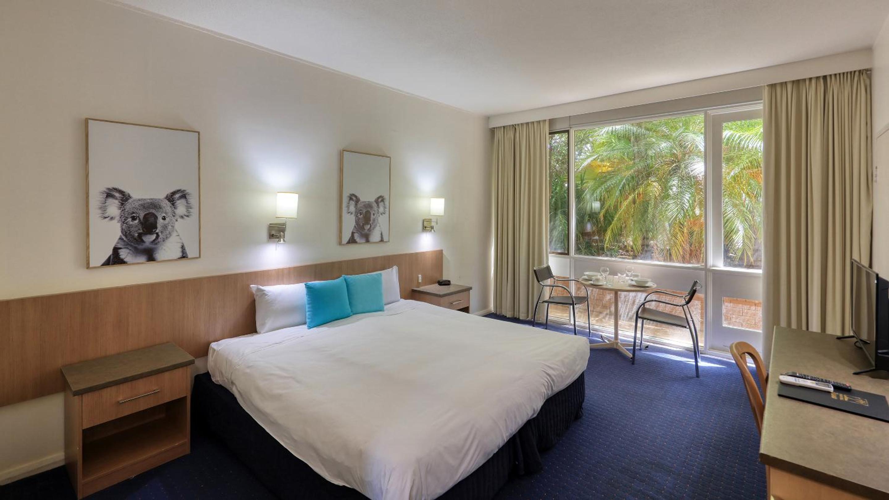 Budget Double Room - Photo 2