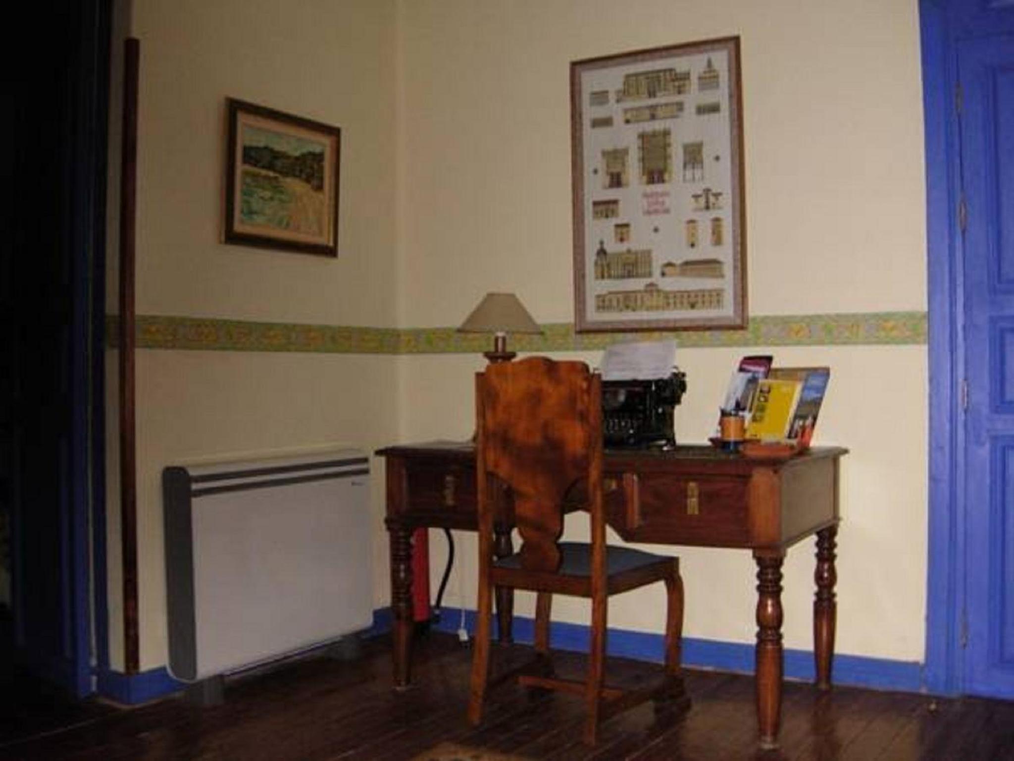 Two-Bedroom House photo 2