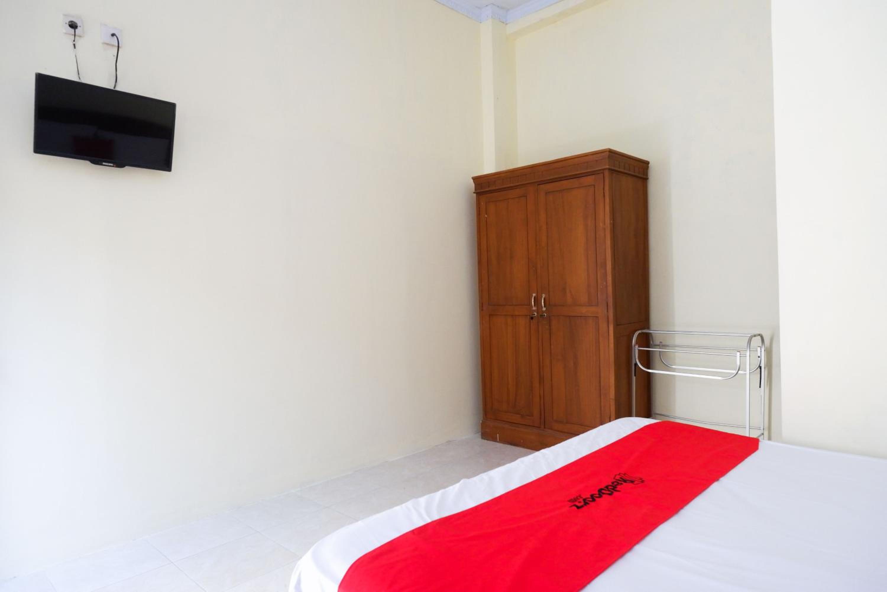 Standard Double Room - Photo 10