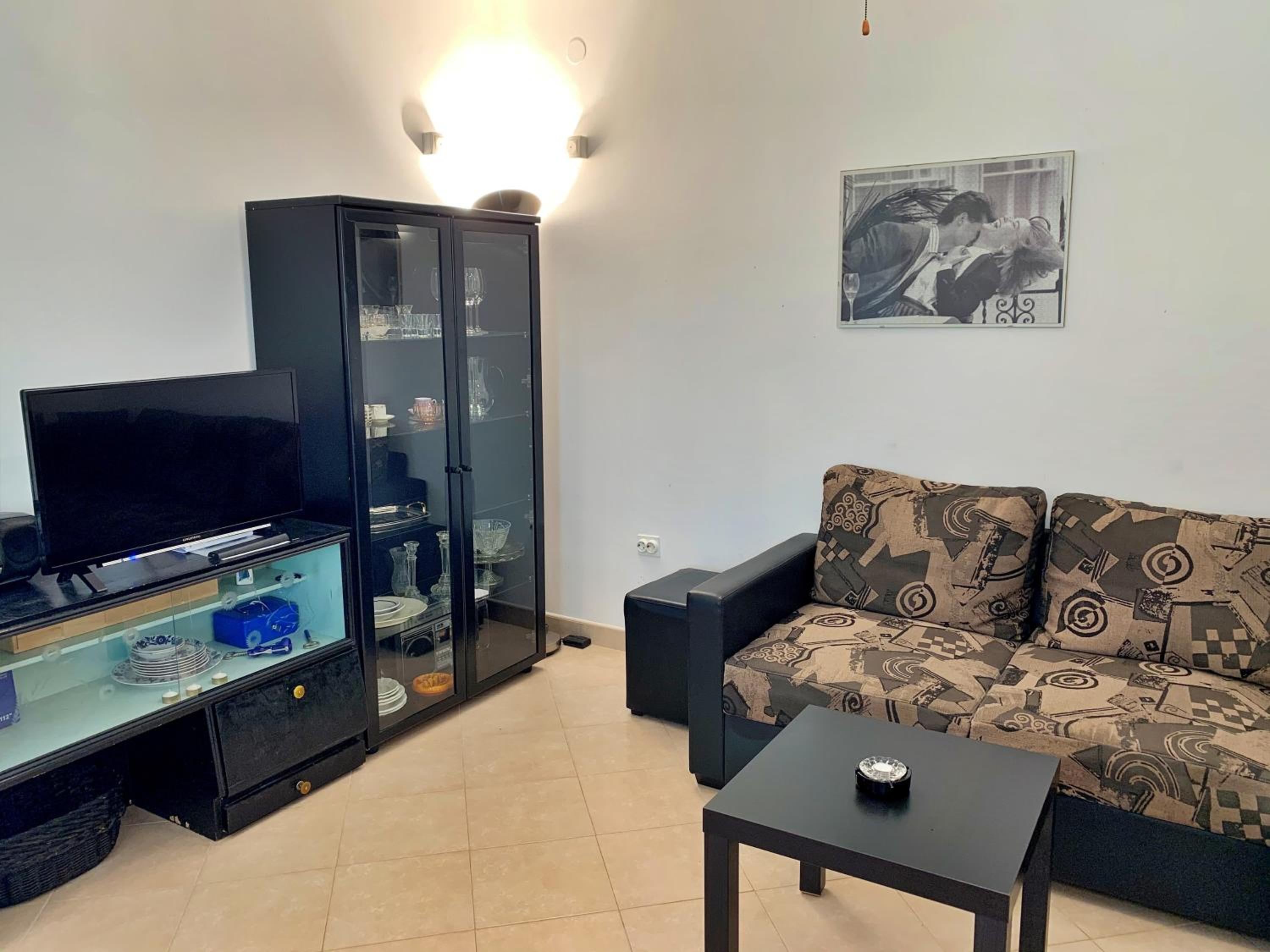One-Bedroom Apartment With Terrace And Sea View