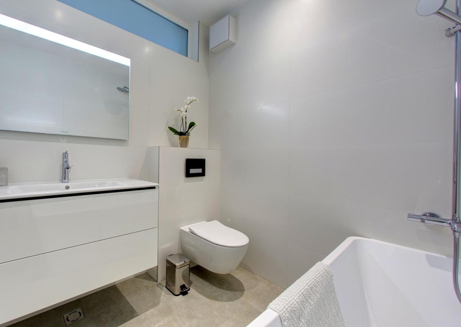 Two-Bedroom Apartment With Terrace And Sea View photo 2