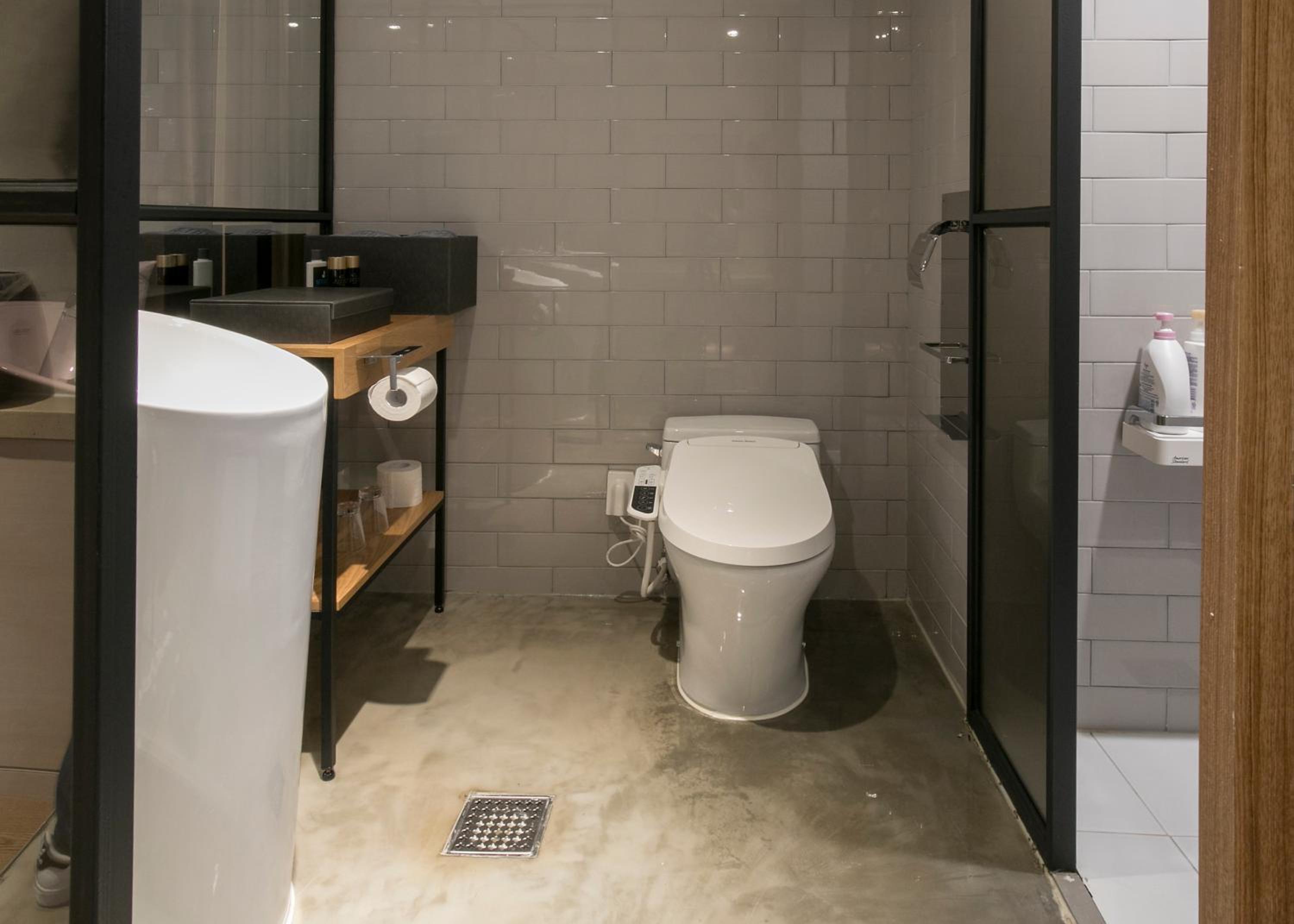 Standard Double Room with Sea View - Photo 4