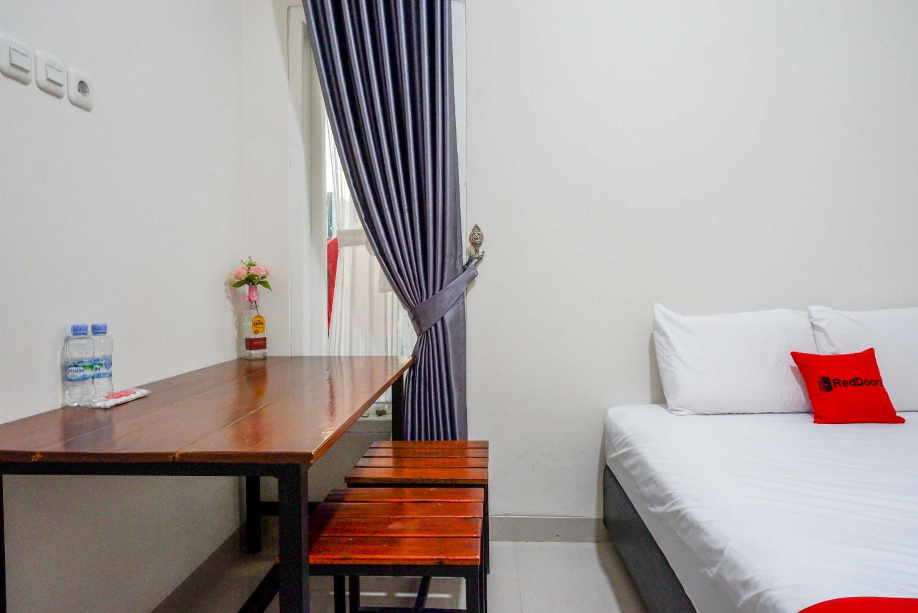 Deluxe Double Room photo 2