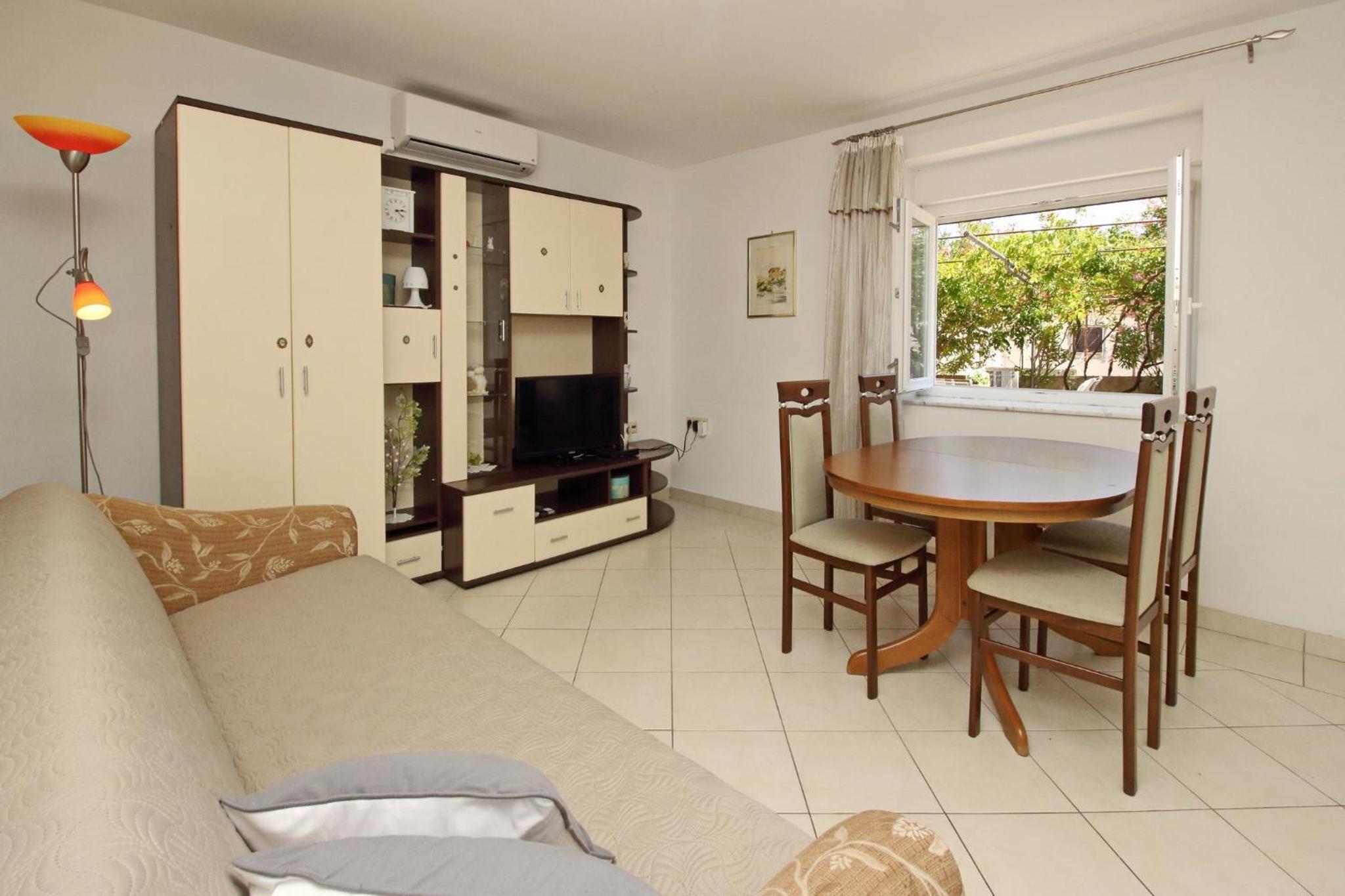 One-Bedroom Apartment with Terrace