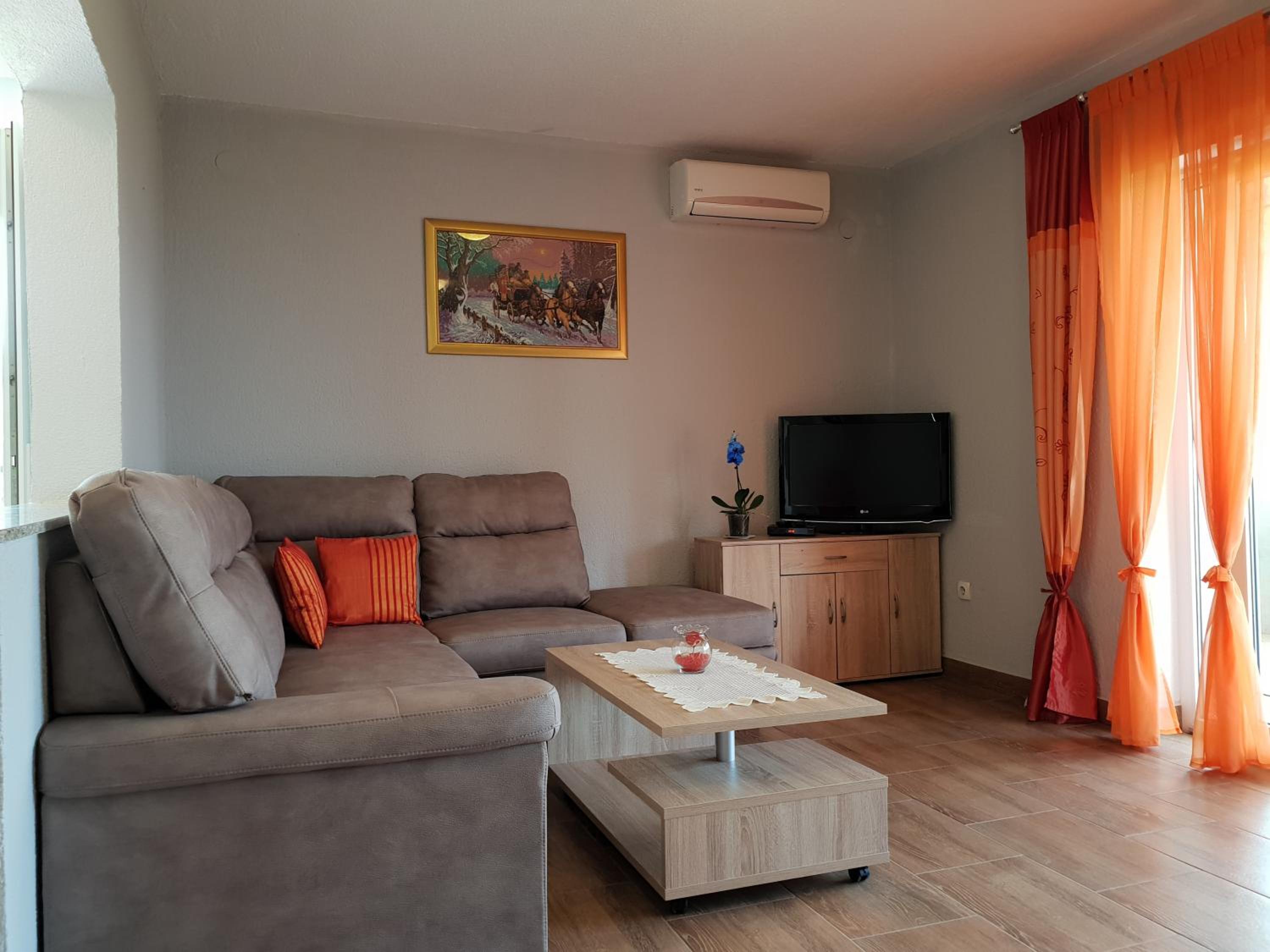 Three-Bedroom Apartment with Terrace and Sea View