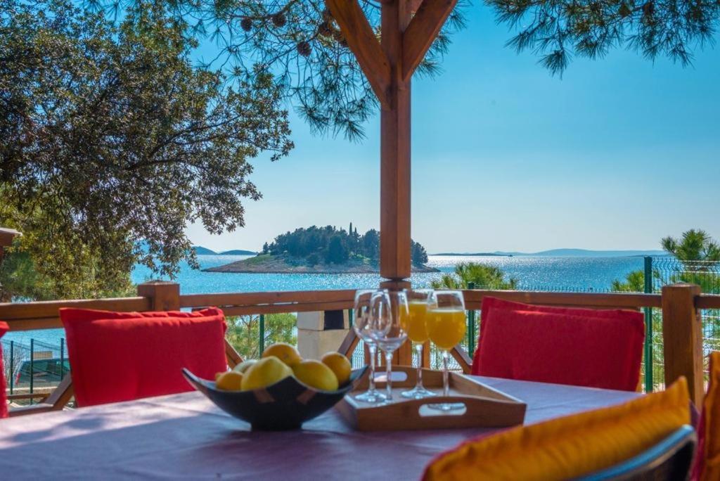 Two-Bedroom Apartment with Terrace and Sea View