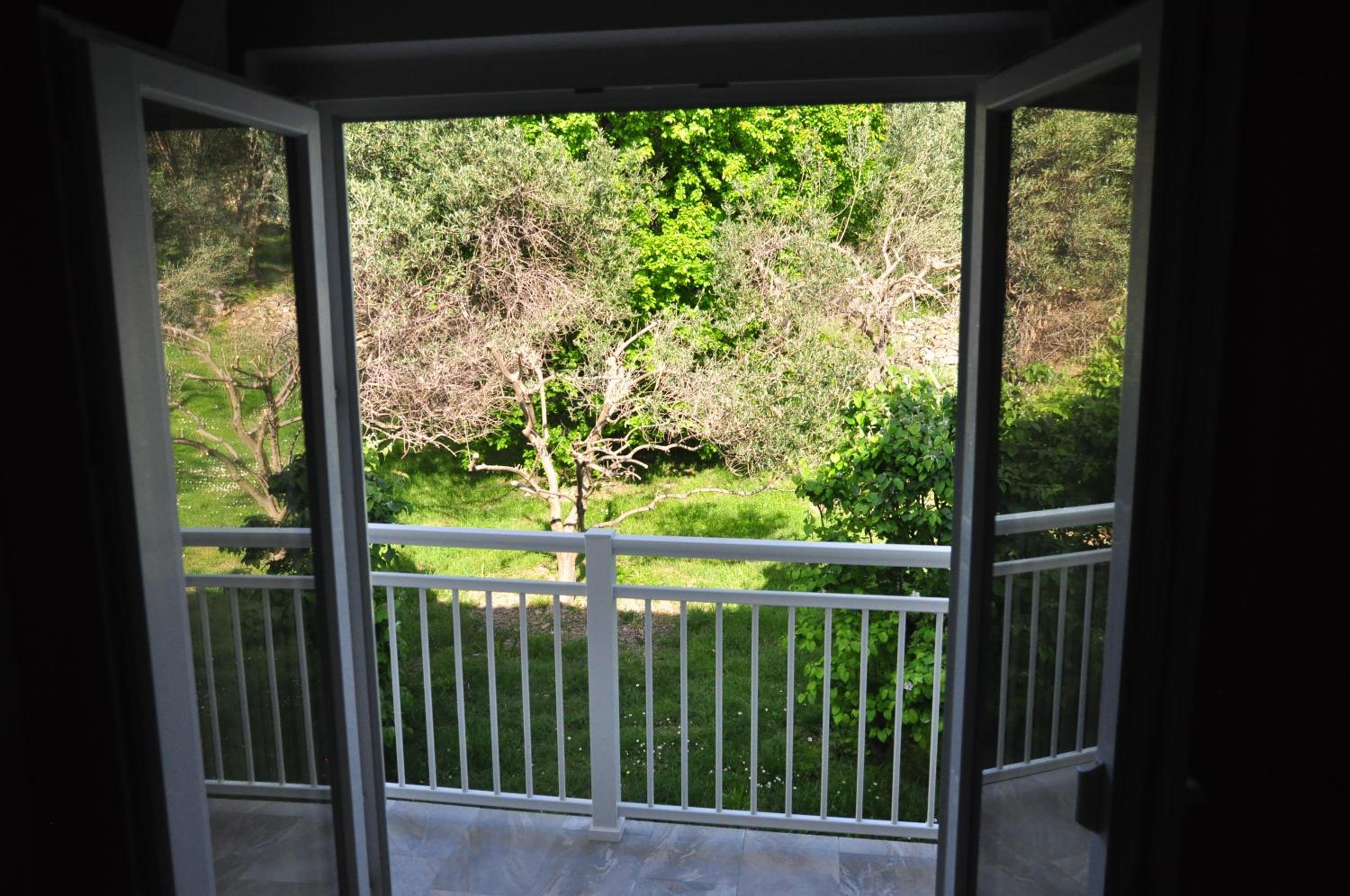 Triple Room with Terrace - Photo 6