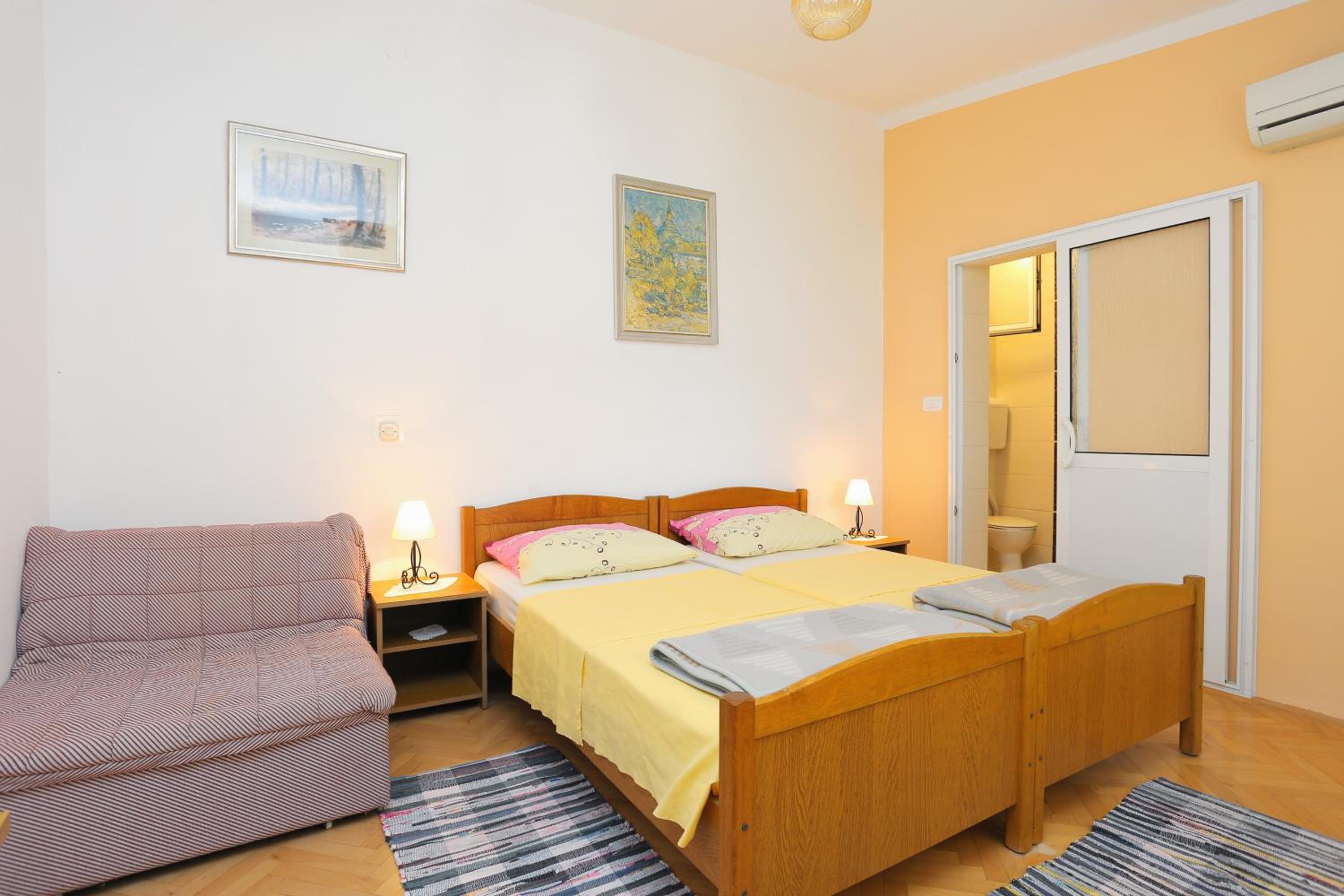 One-Bedroom Apartment with Terrace and Sea View