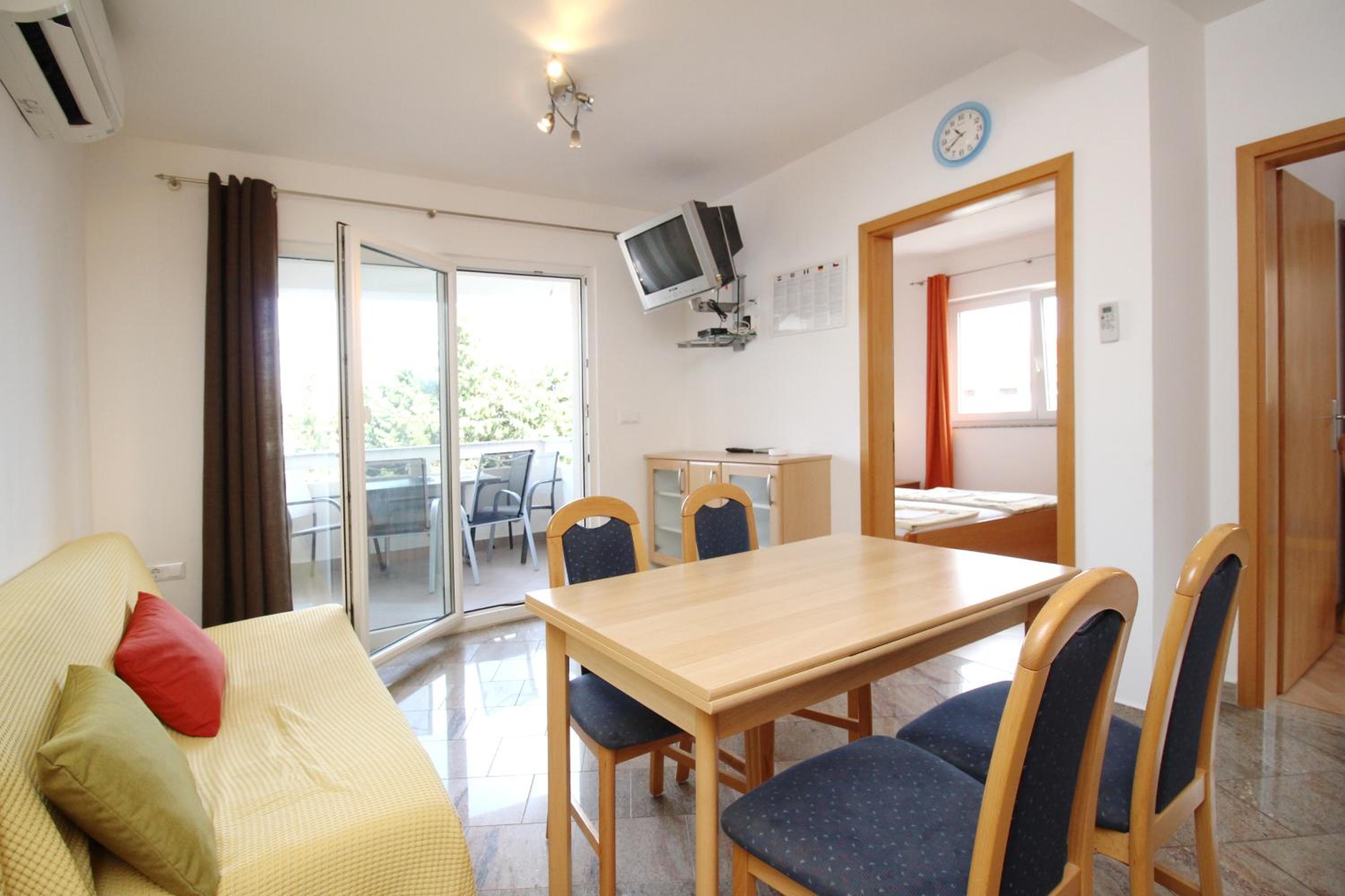 Two-Bedroom Apartment with Balcony and Sea View