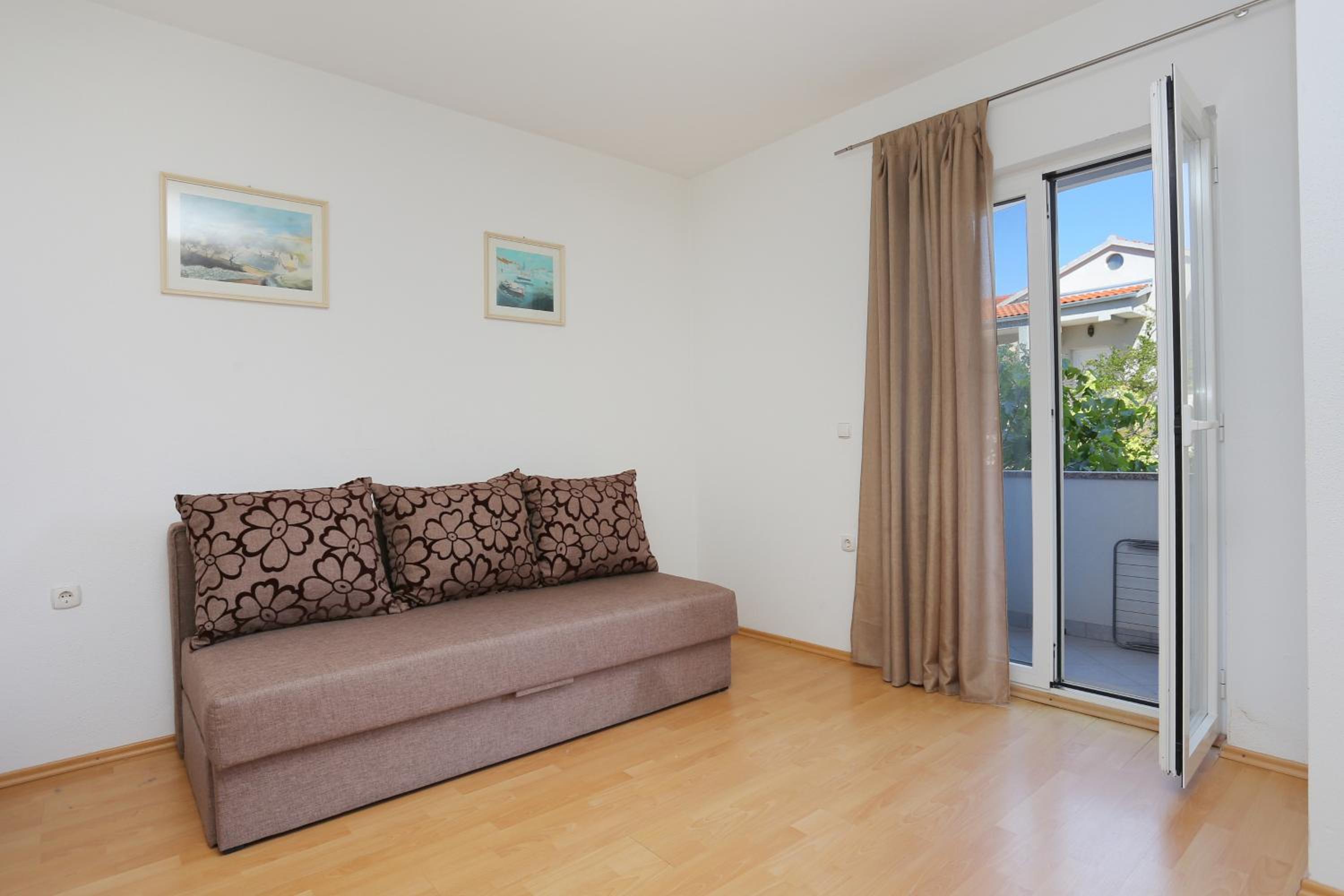 One-Bedroom Apartment with Terrace