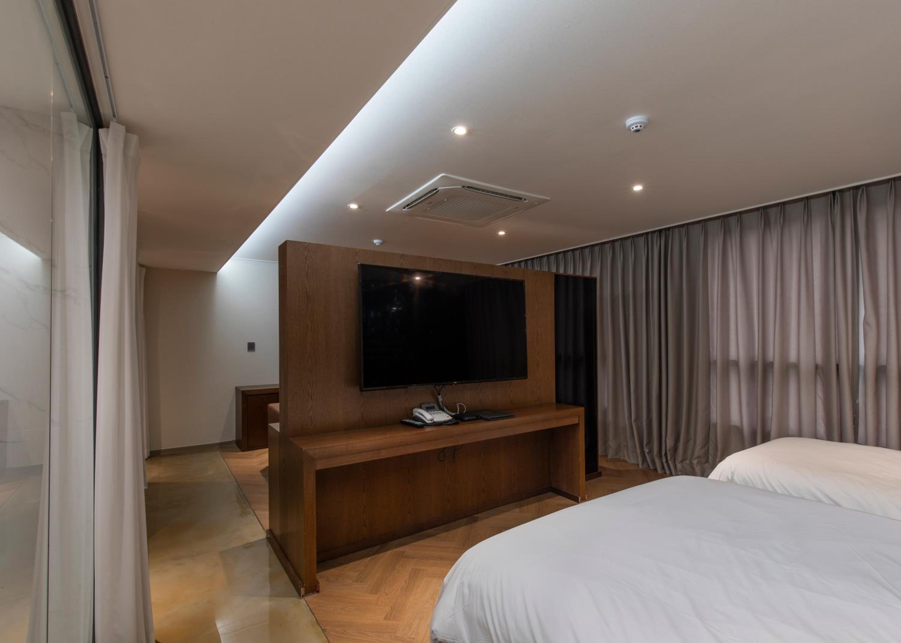 Family Suite photo 2