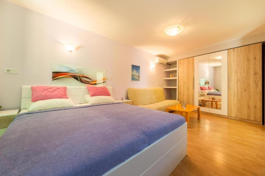 One-Bedroom Apartment With Terrace