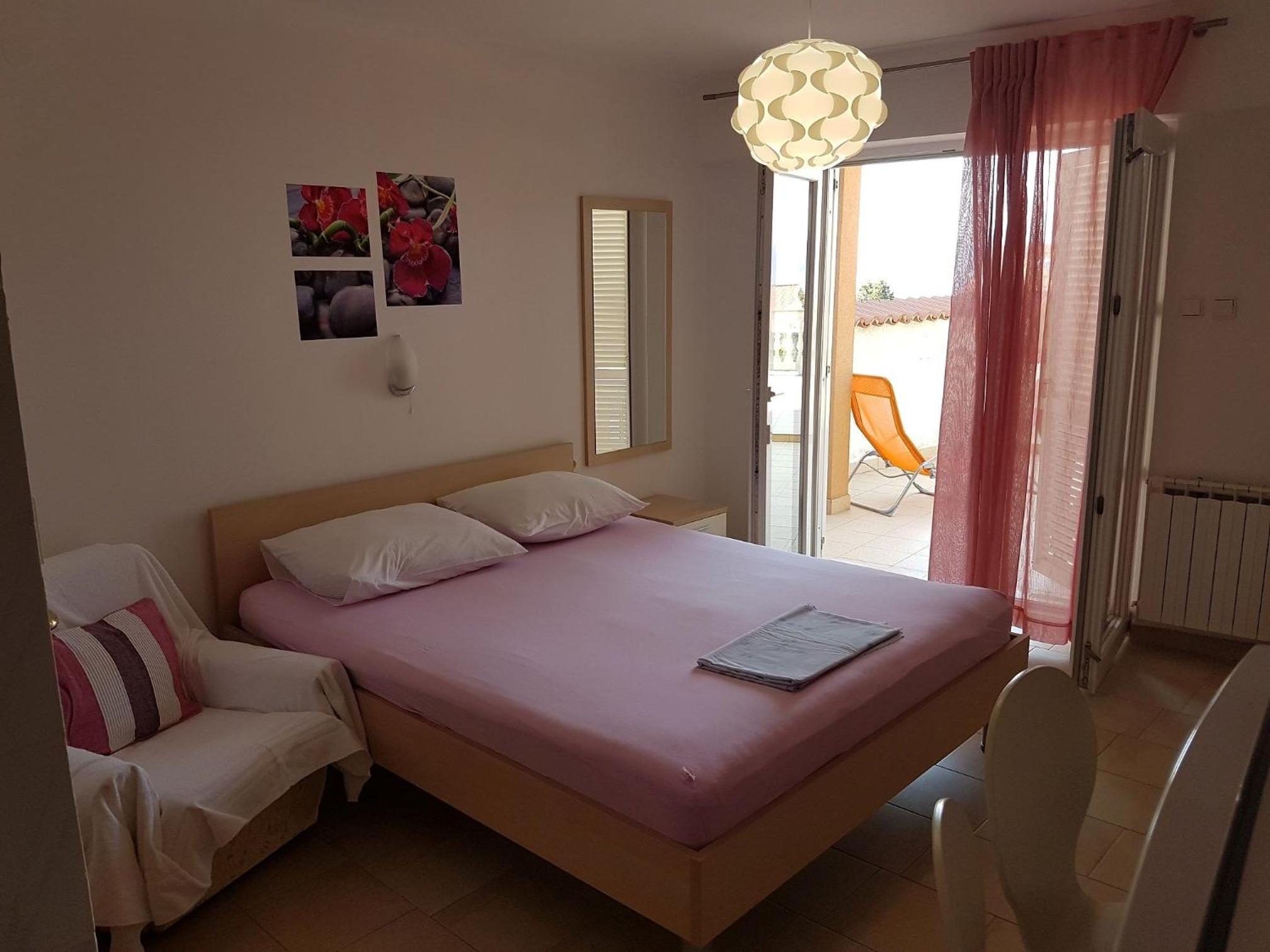 Studio with Terrace and Sea View