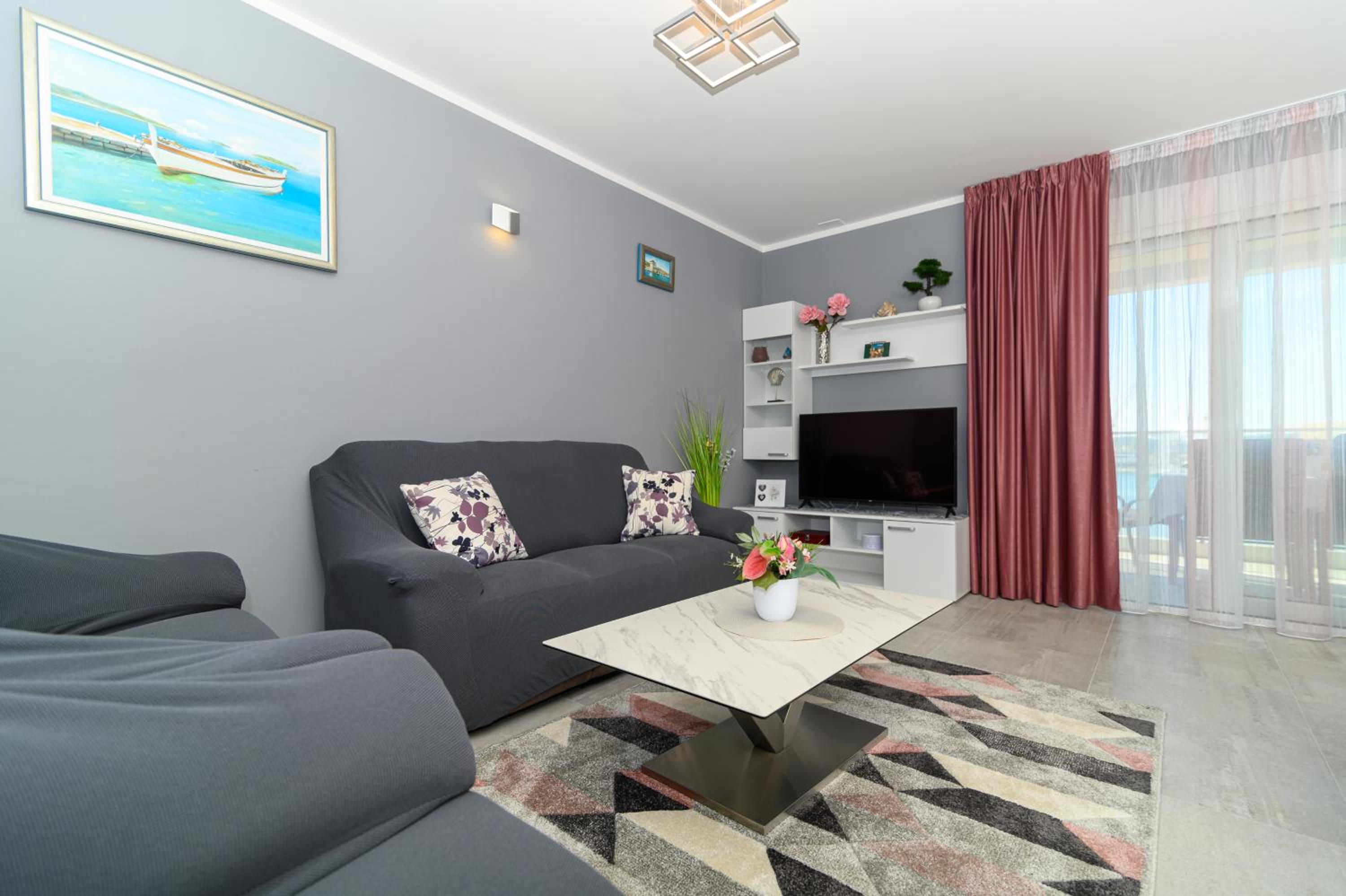 Two-Bedroom Apartment with Terrace and Sea View