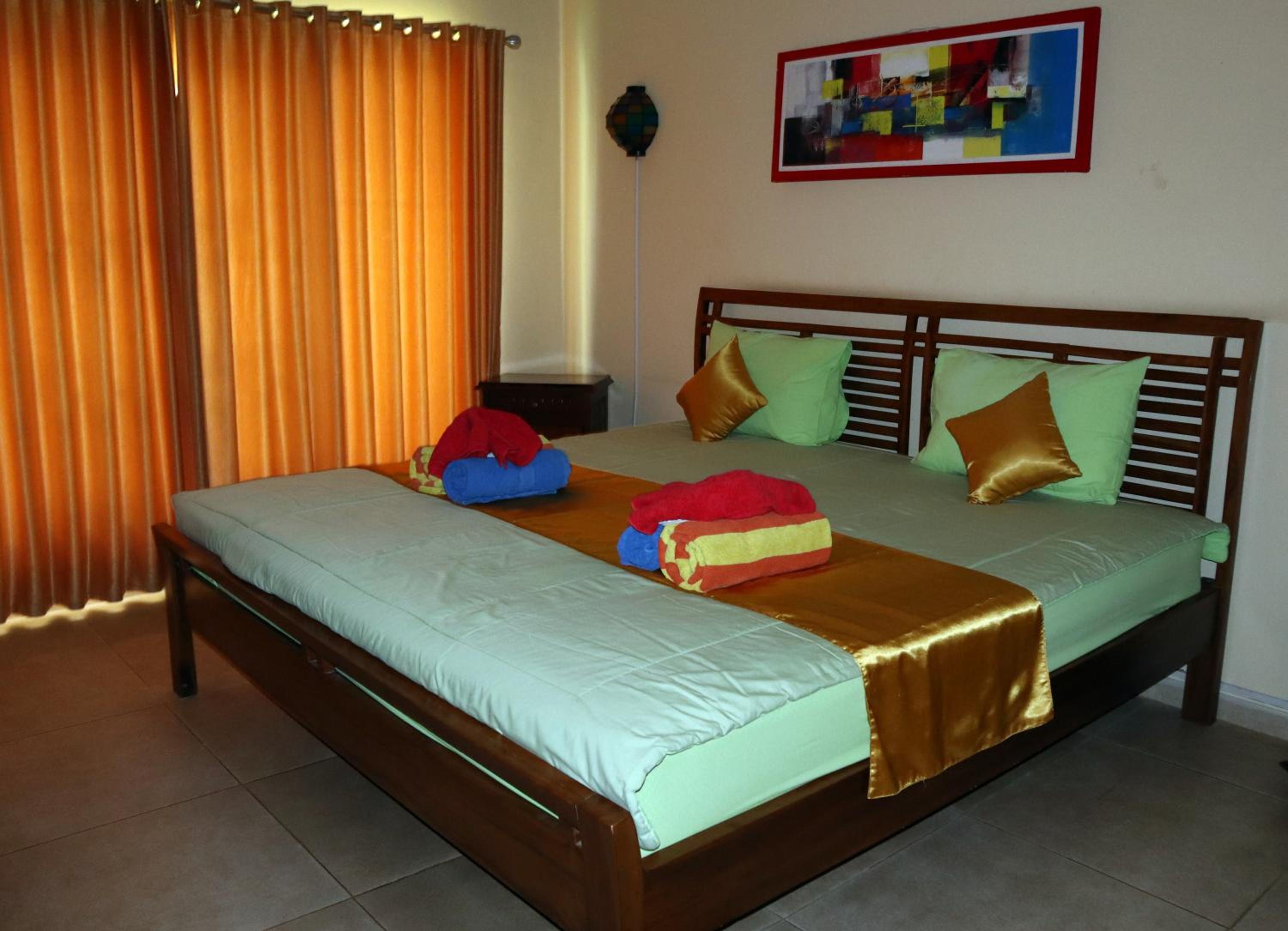 Three-Bedroom Villa - Photo 5