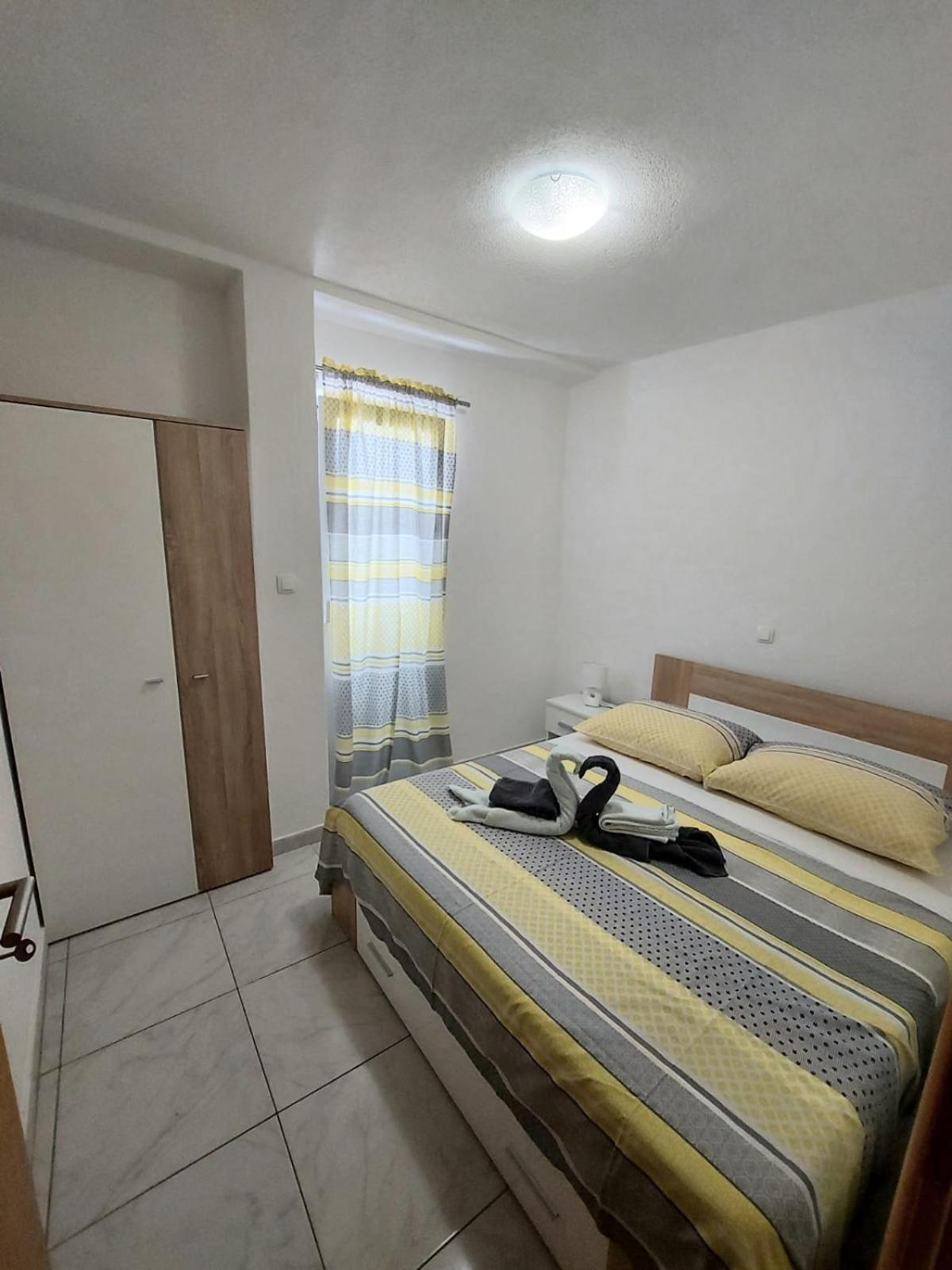 One-Bedroom Apartment With Balcony And Sea View