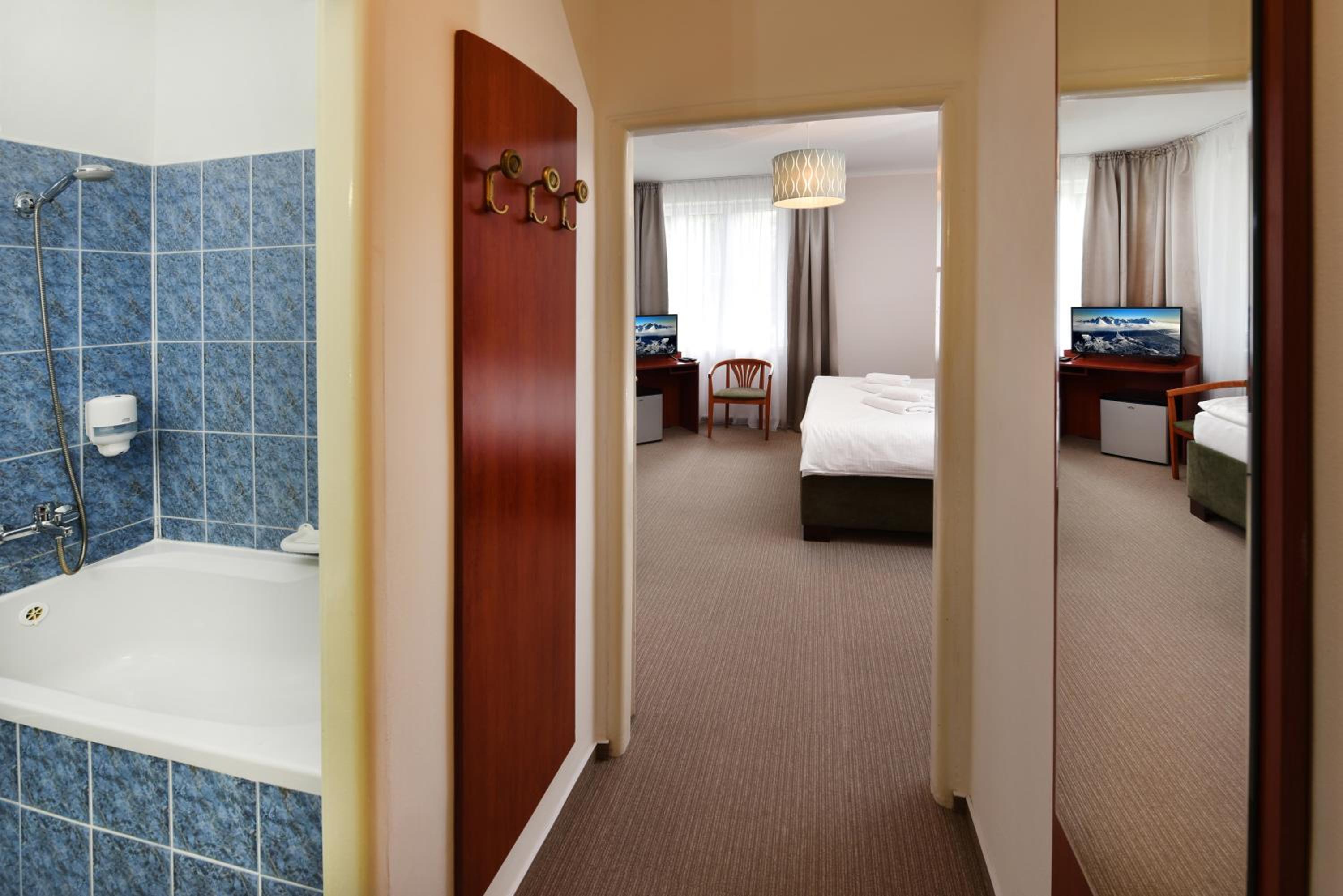 Triple Room - Photo 3