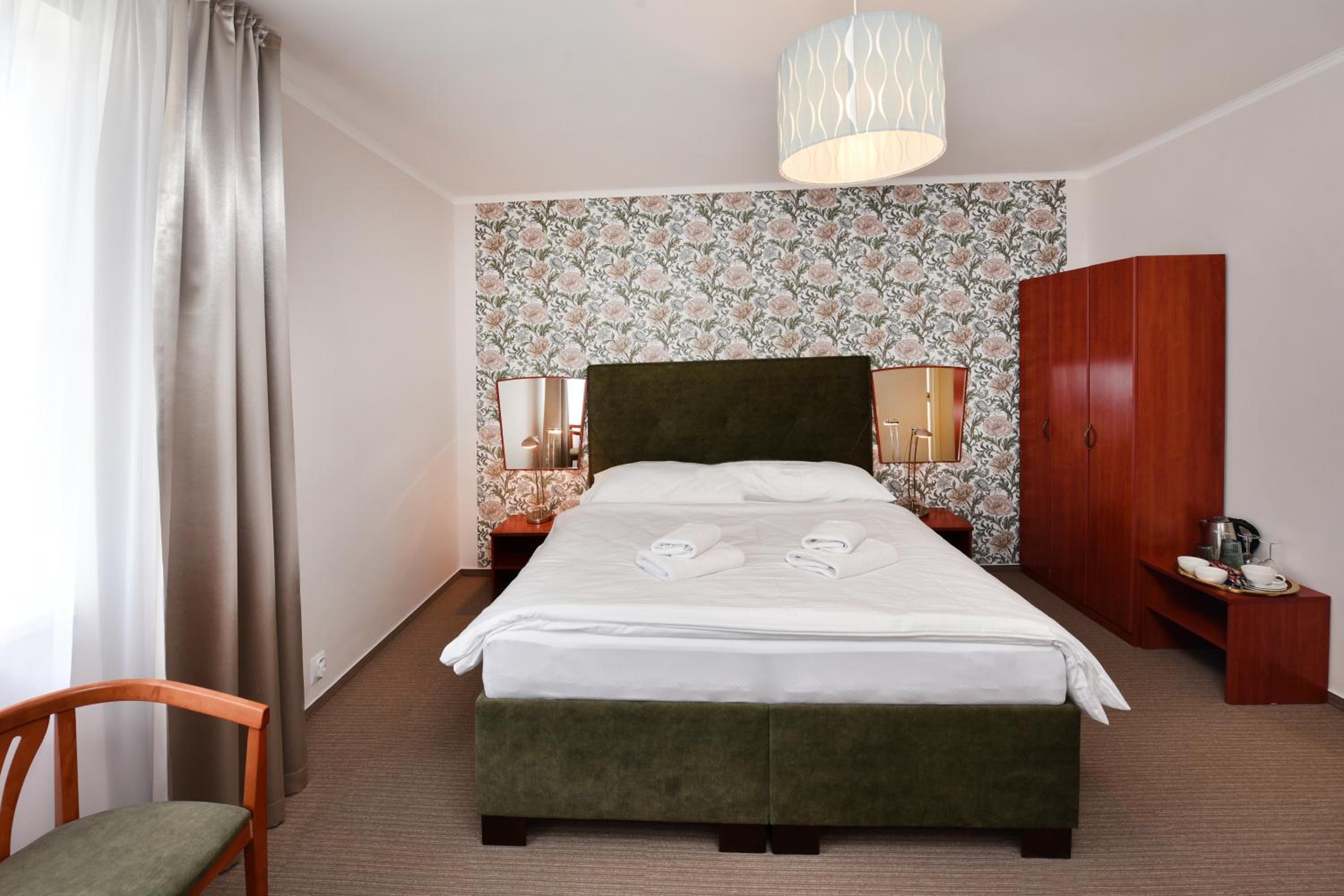 Triple Room - Photo 5