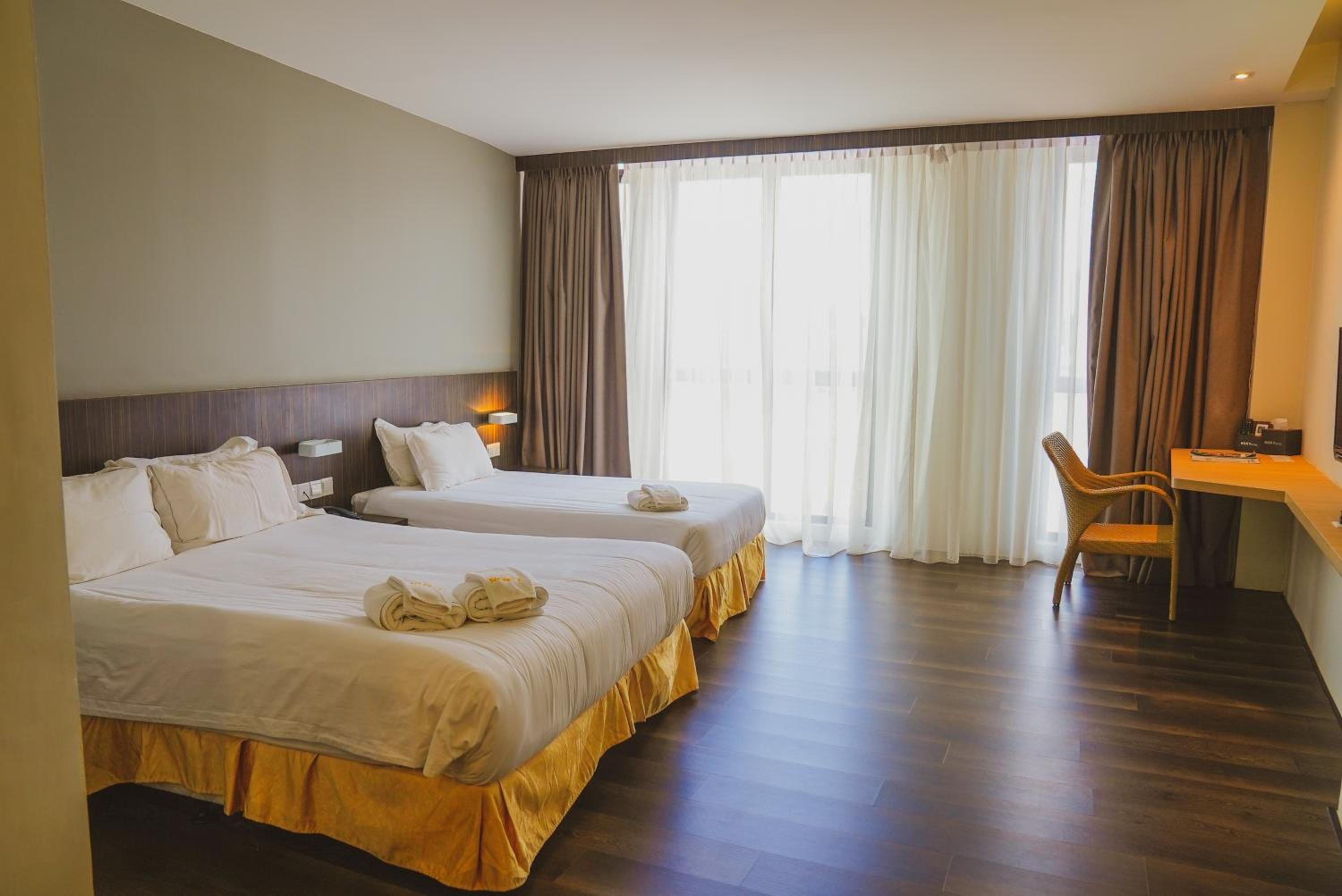 Deluxe Triple Room - Photo 3