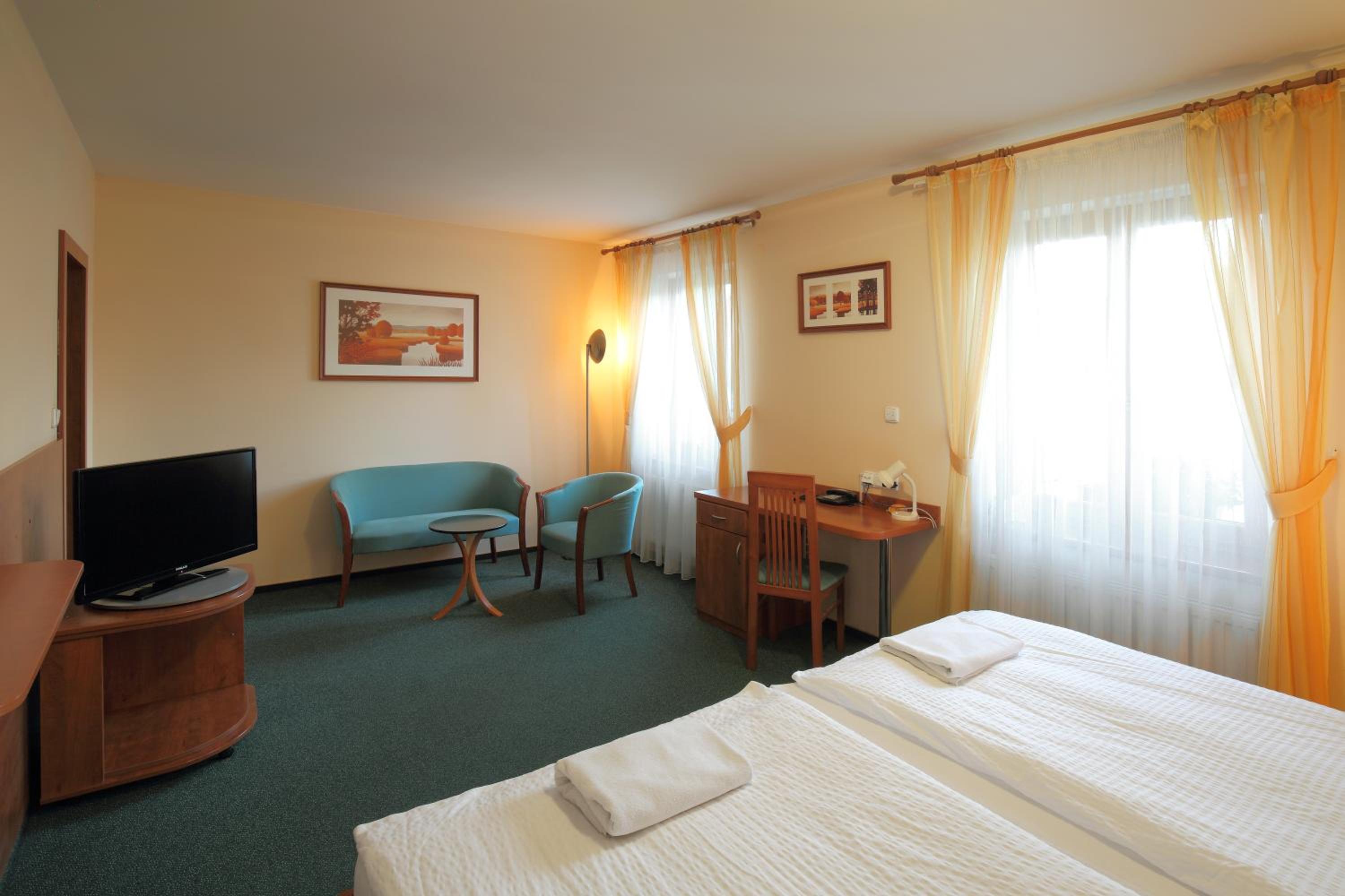 Superior Double Room - Photo 4
