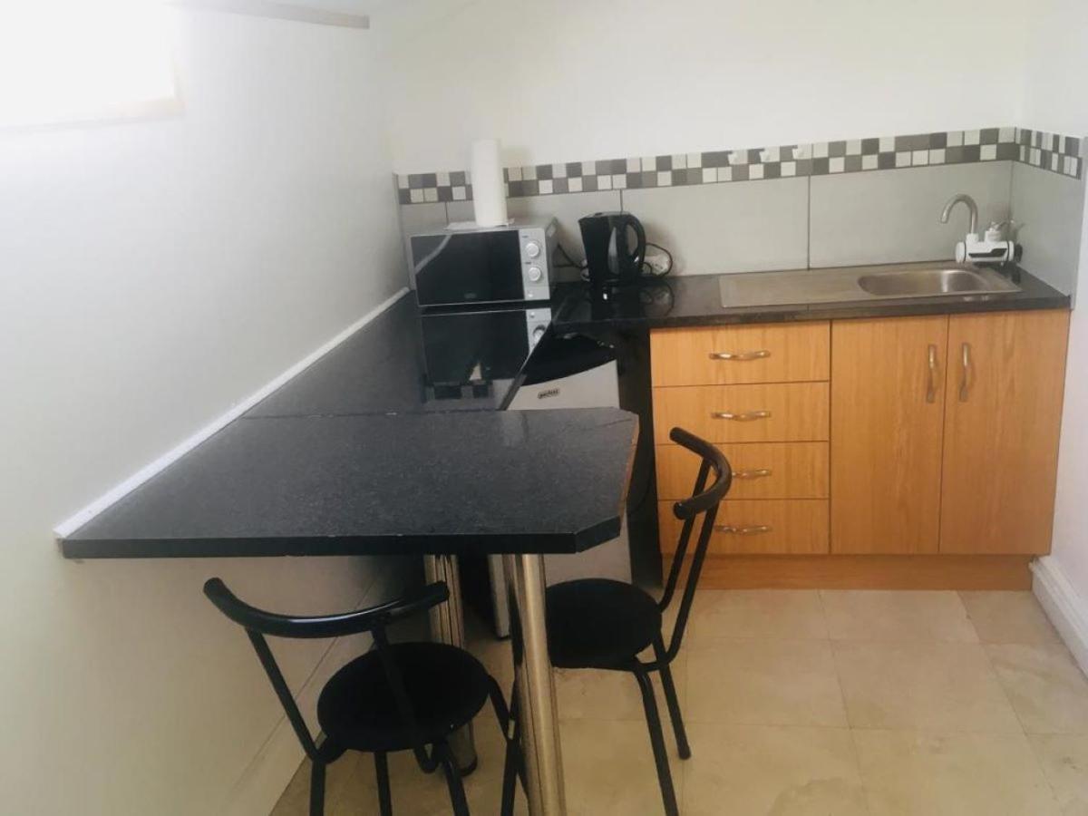 One-Bedroom Apartment - Photo 14
