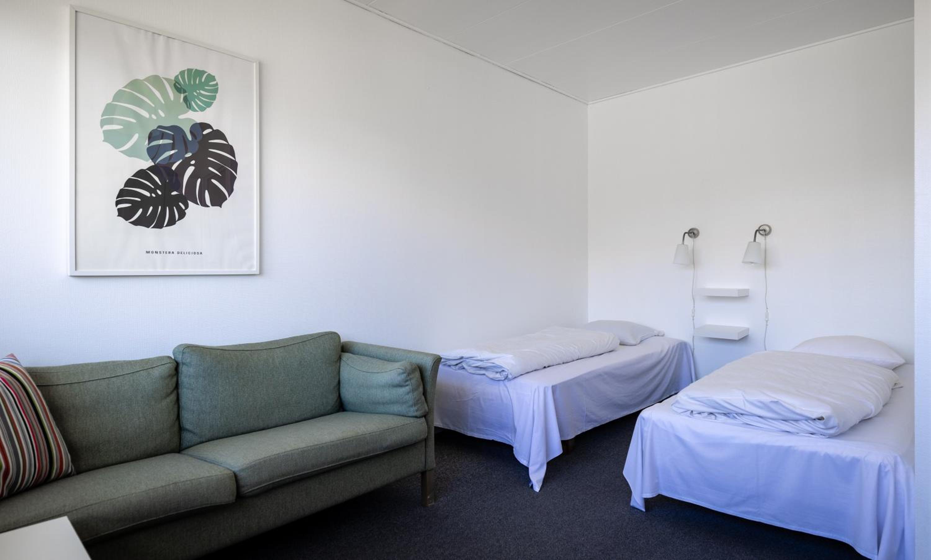 Twin Room - Smoking photo 3