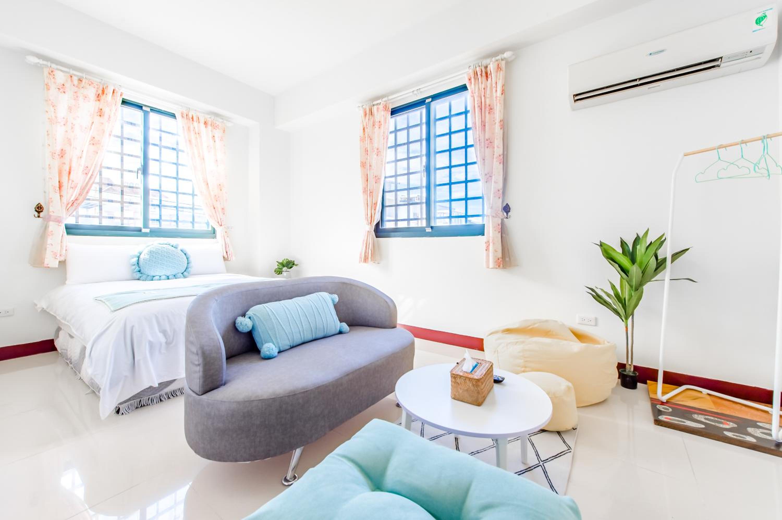 Standard Double Room - Photo 2