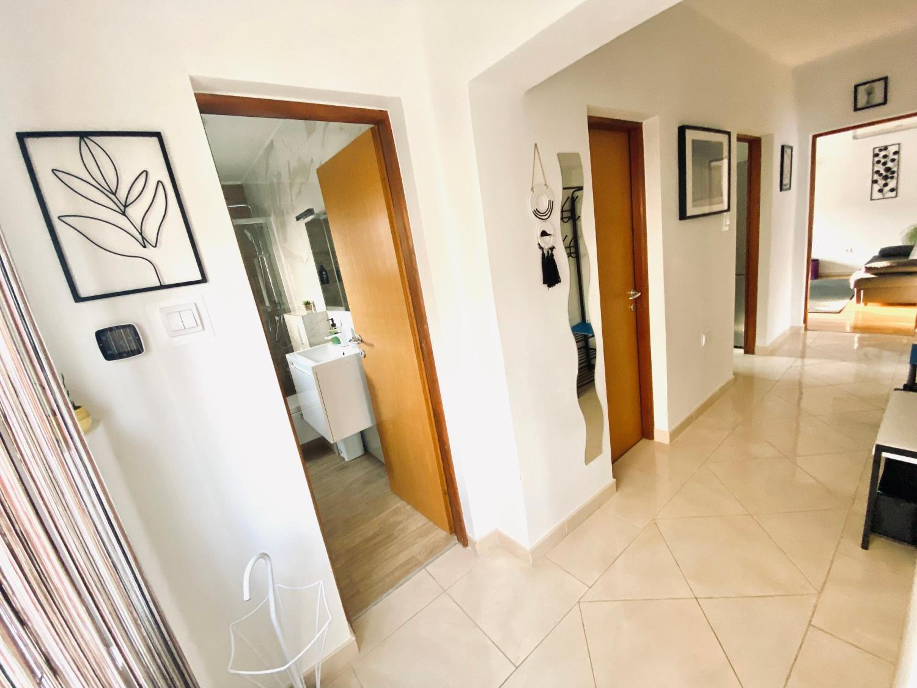 Apartment - Photo 25