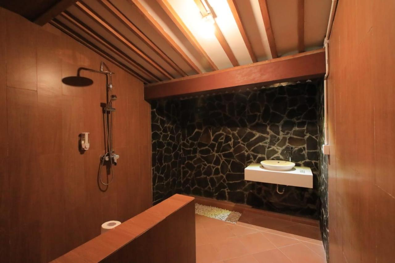 Suite - Photo 4