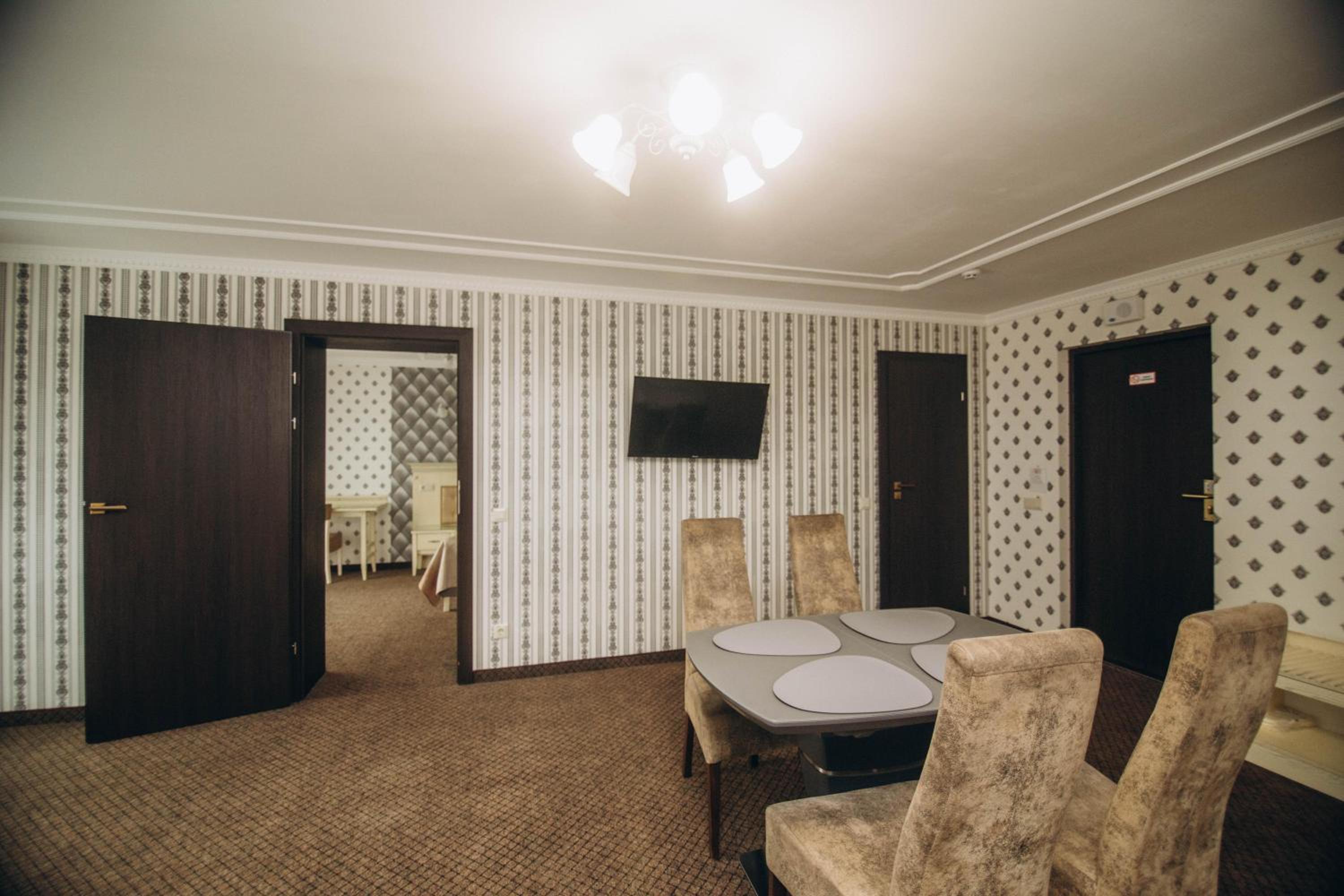 Superior Suite