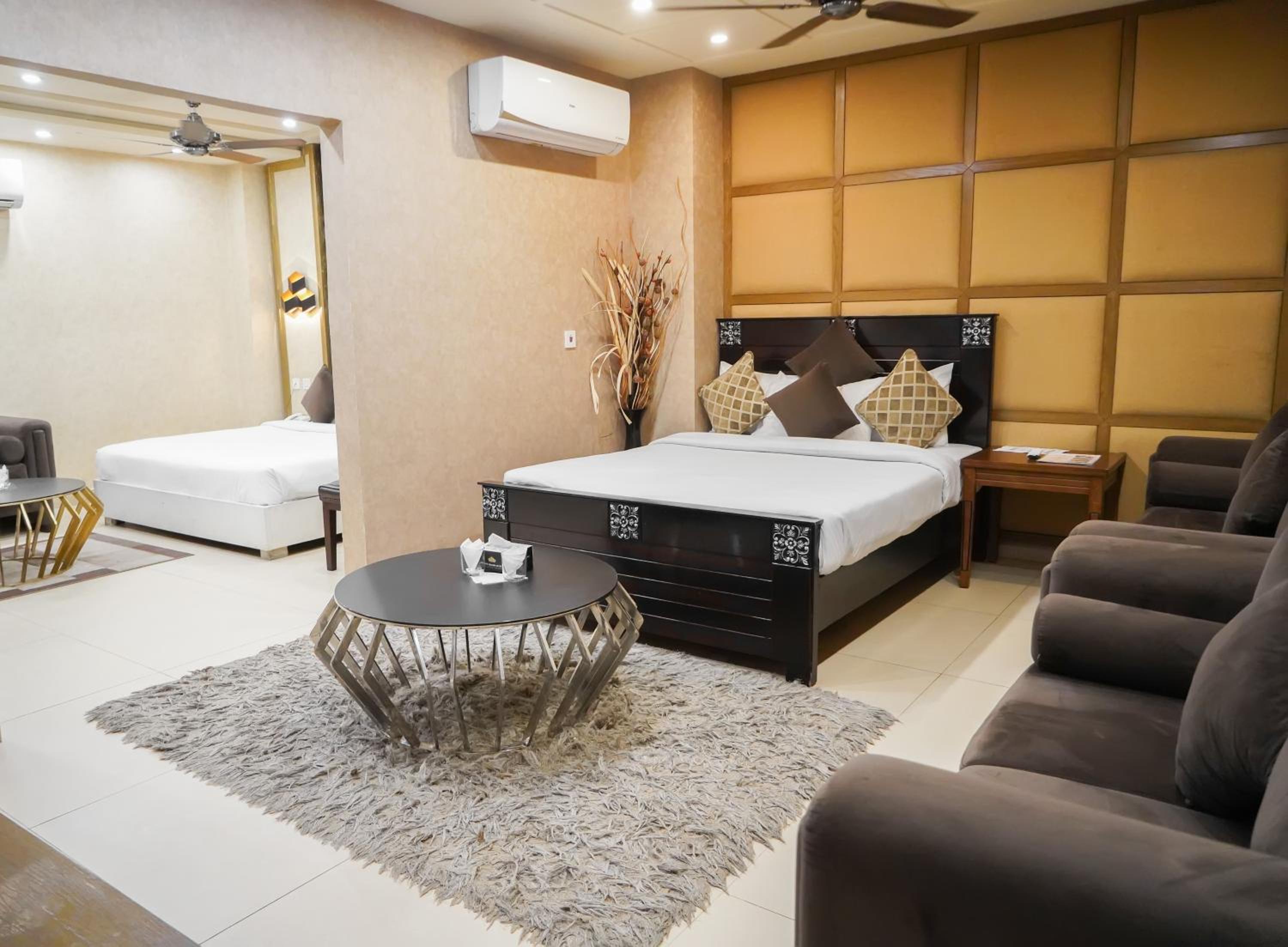 Presidential Suite photo 2