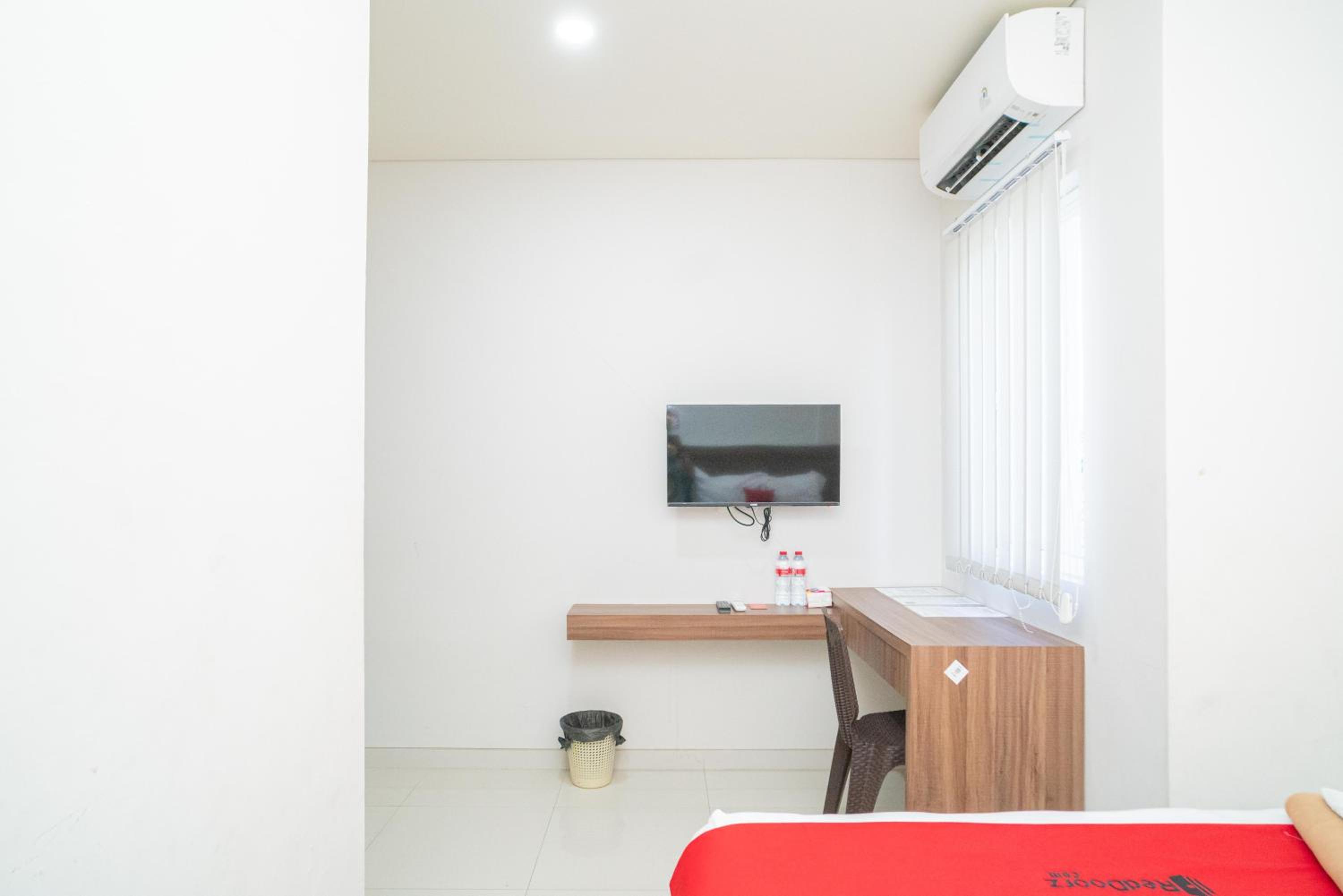 Standard Double Room - Photo 3