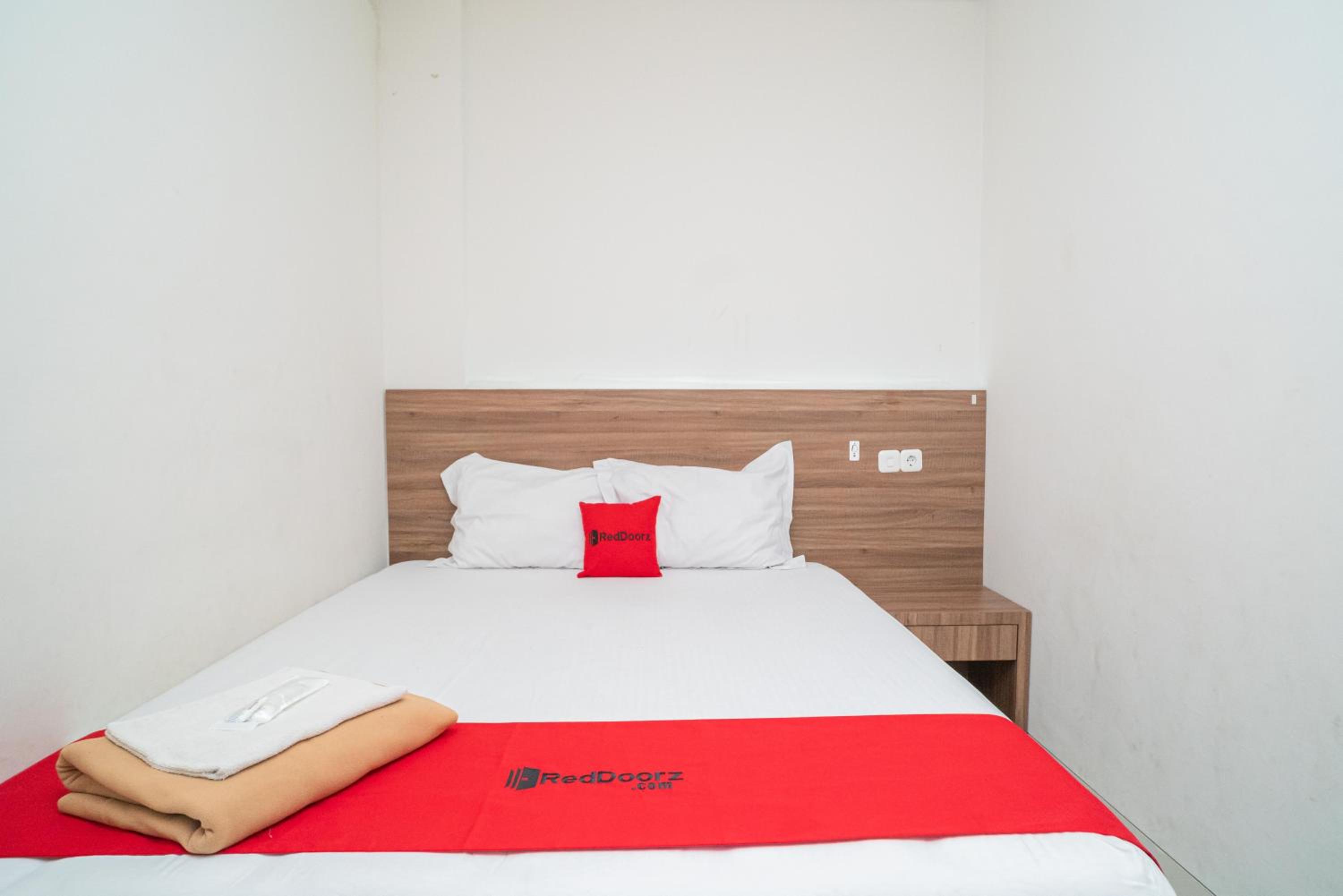 Standard Double Room - Photo 6