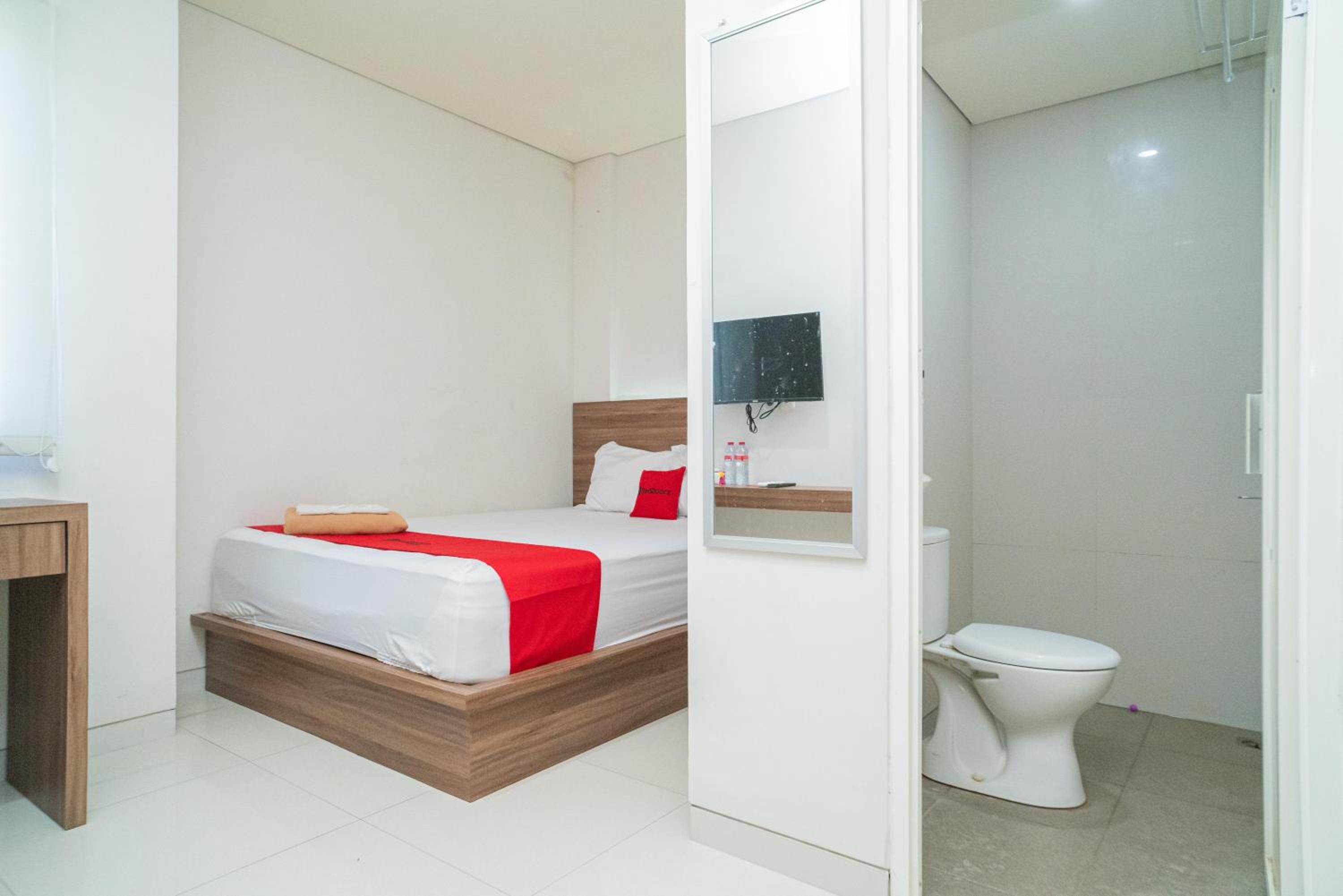 Standard Double Room - Photo 5