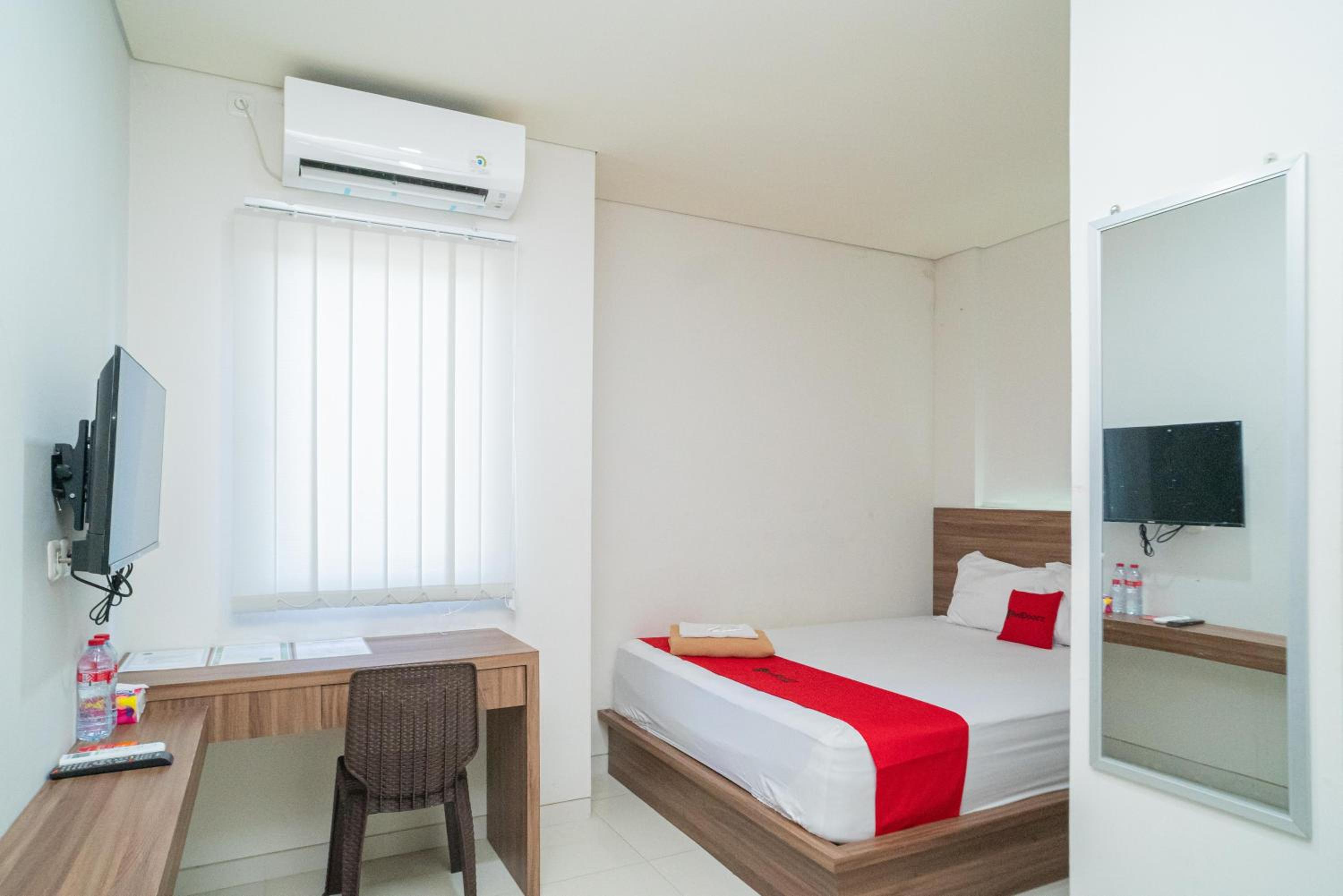 Standard Double Room - Photo 7