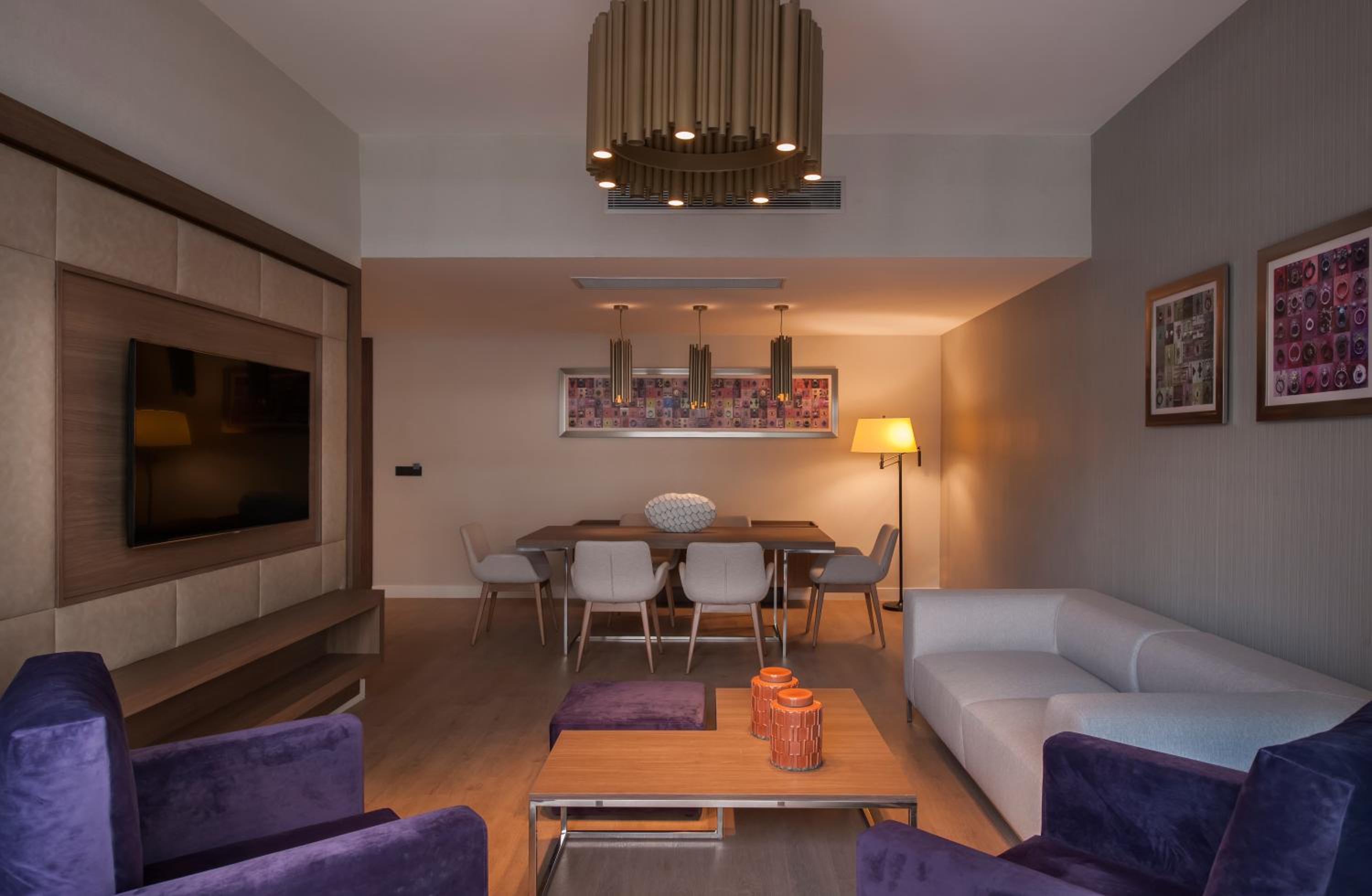 Three Bedroom Superior Apartment with Balcony photo 2
