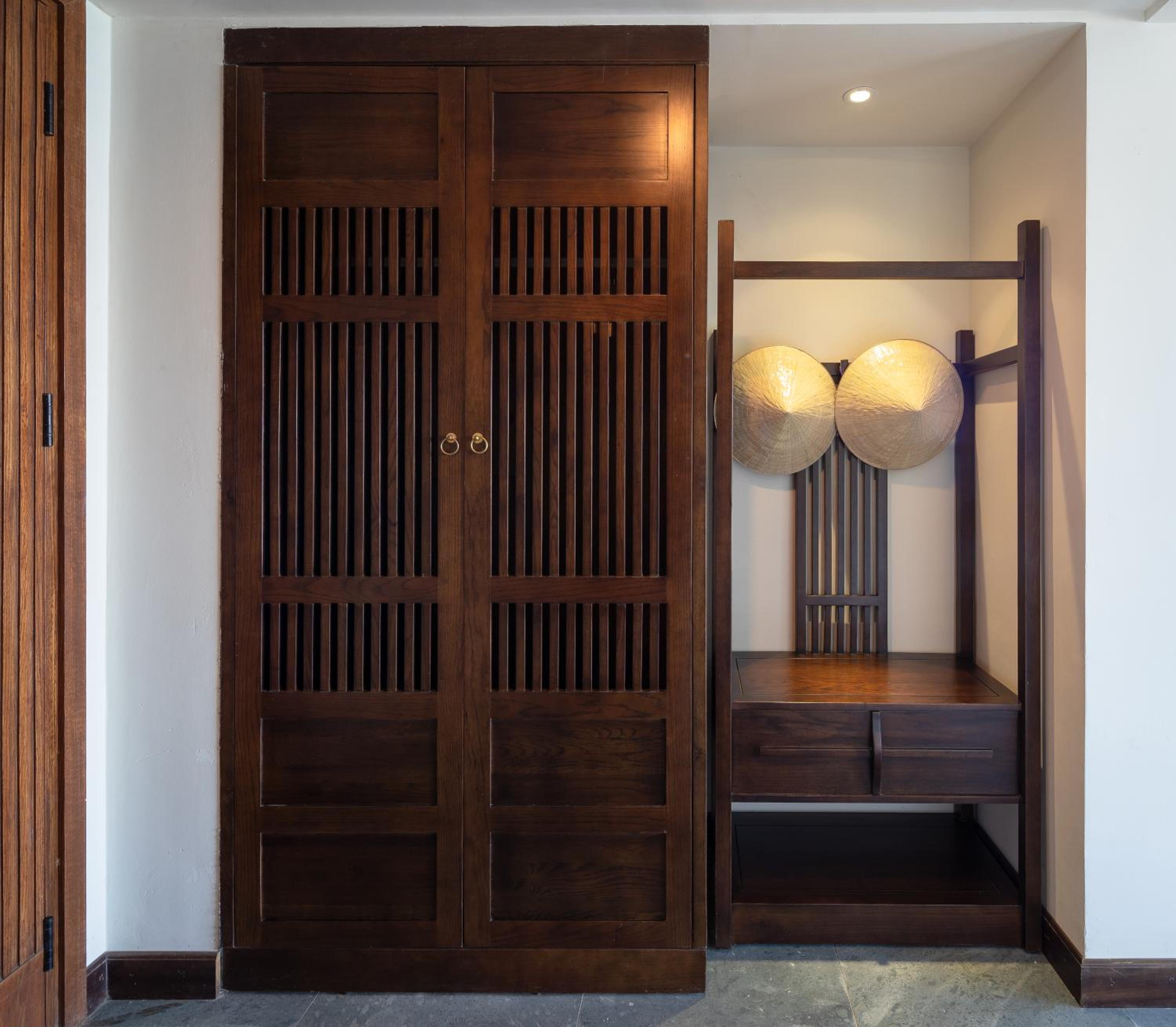 Deluxe Double With Balcony - Photo 4