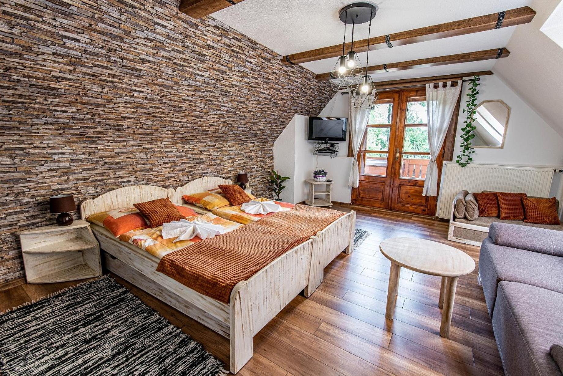 Quadruple Room with Balcony photo 1