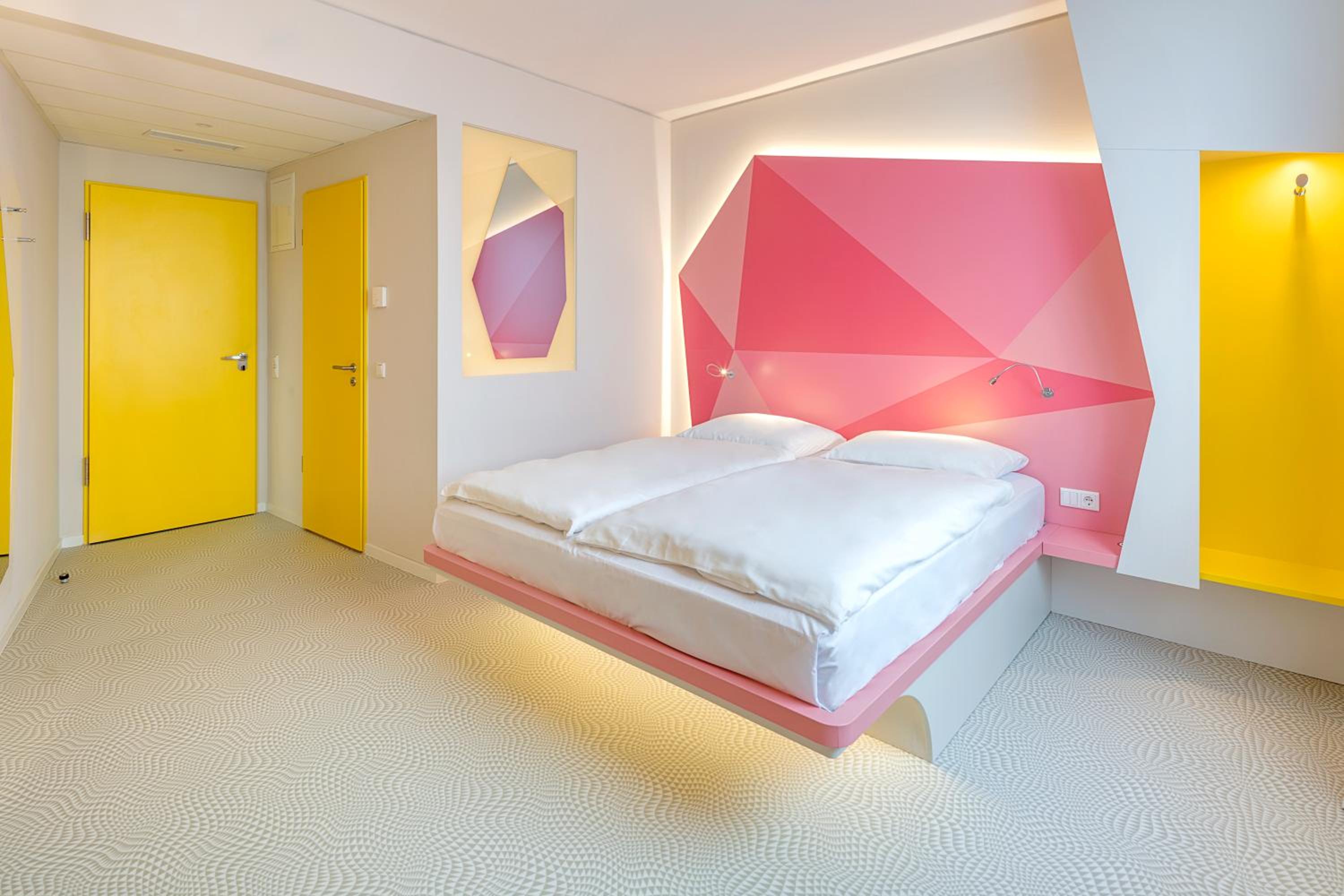 Design Room - Photo 6